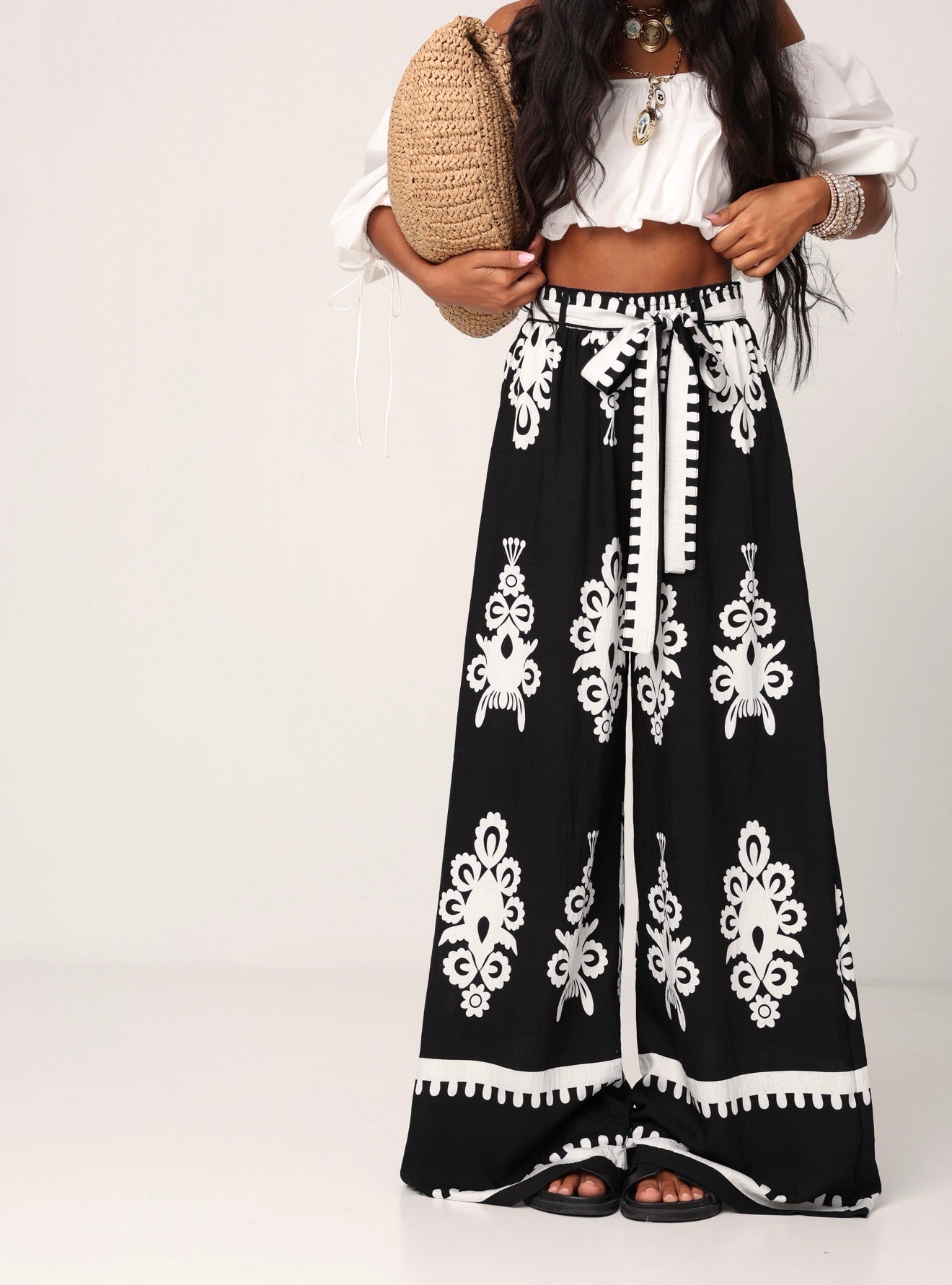 PANTALONI LEANDRA NERI