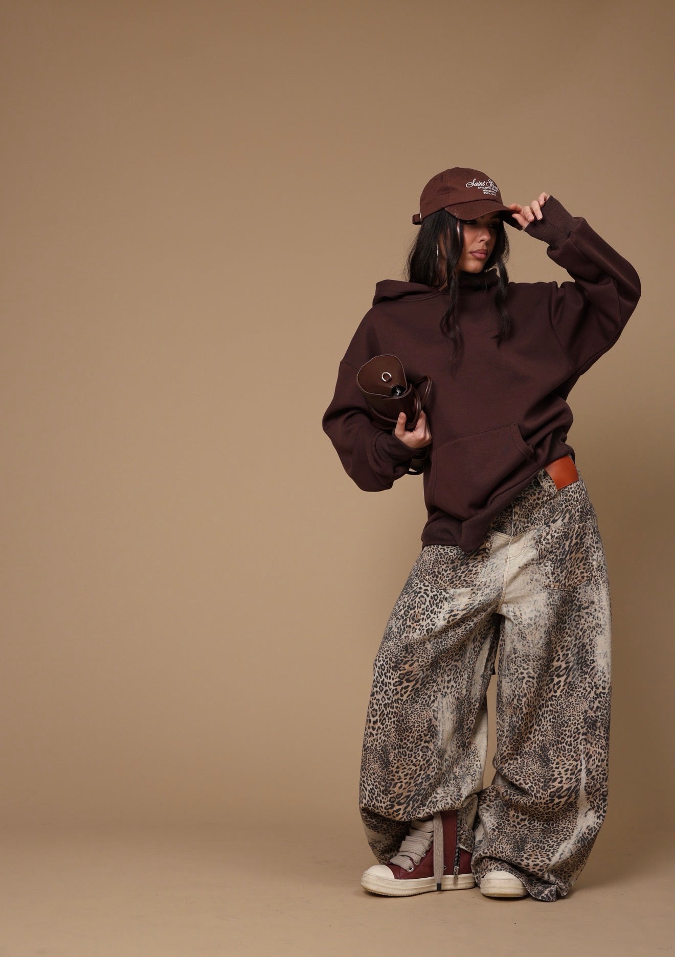 FELPA STRINGHE TALYSSA MARRONE