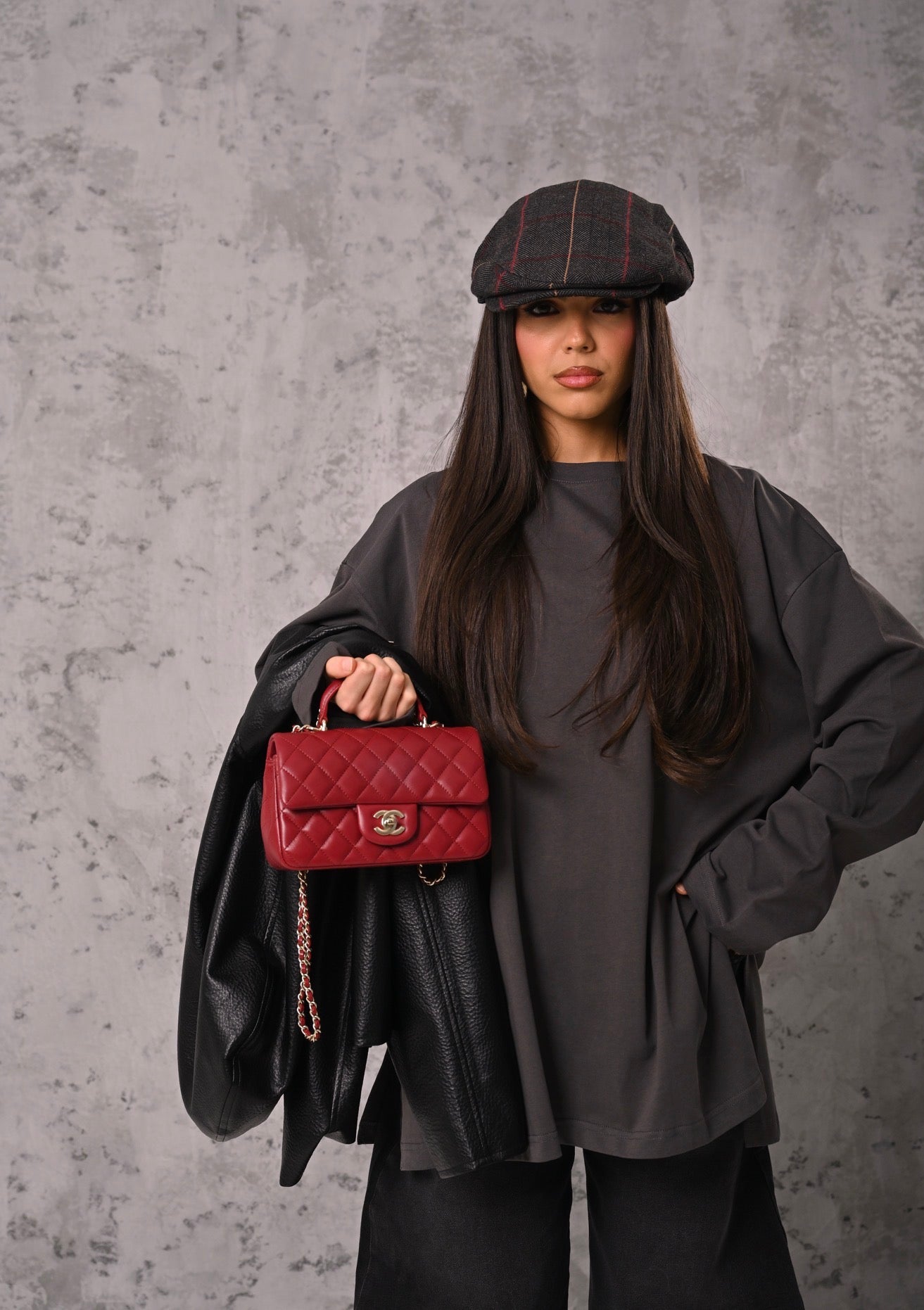 MAGLIA SPACCHETTI ARIA GRIGIO ANTRACITE