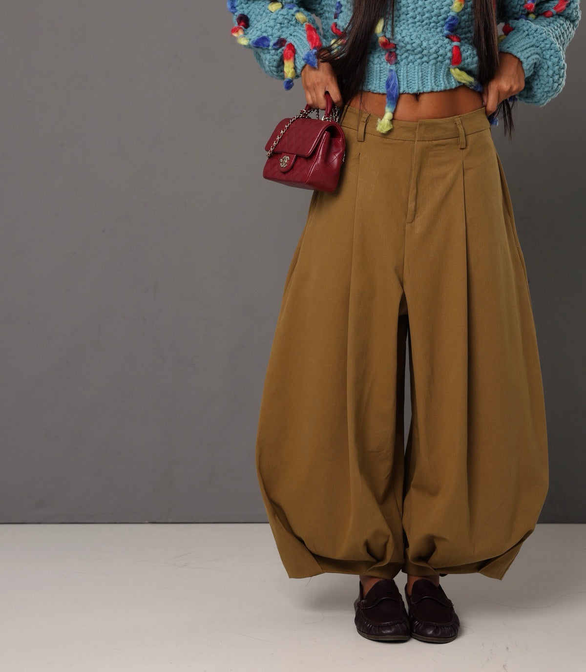 PANTALONI BALLOON PINCES MARIANNE KHAKI