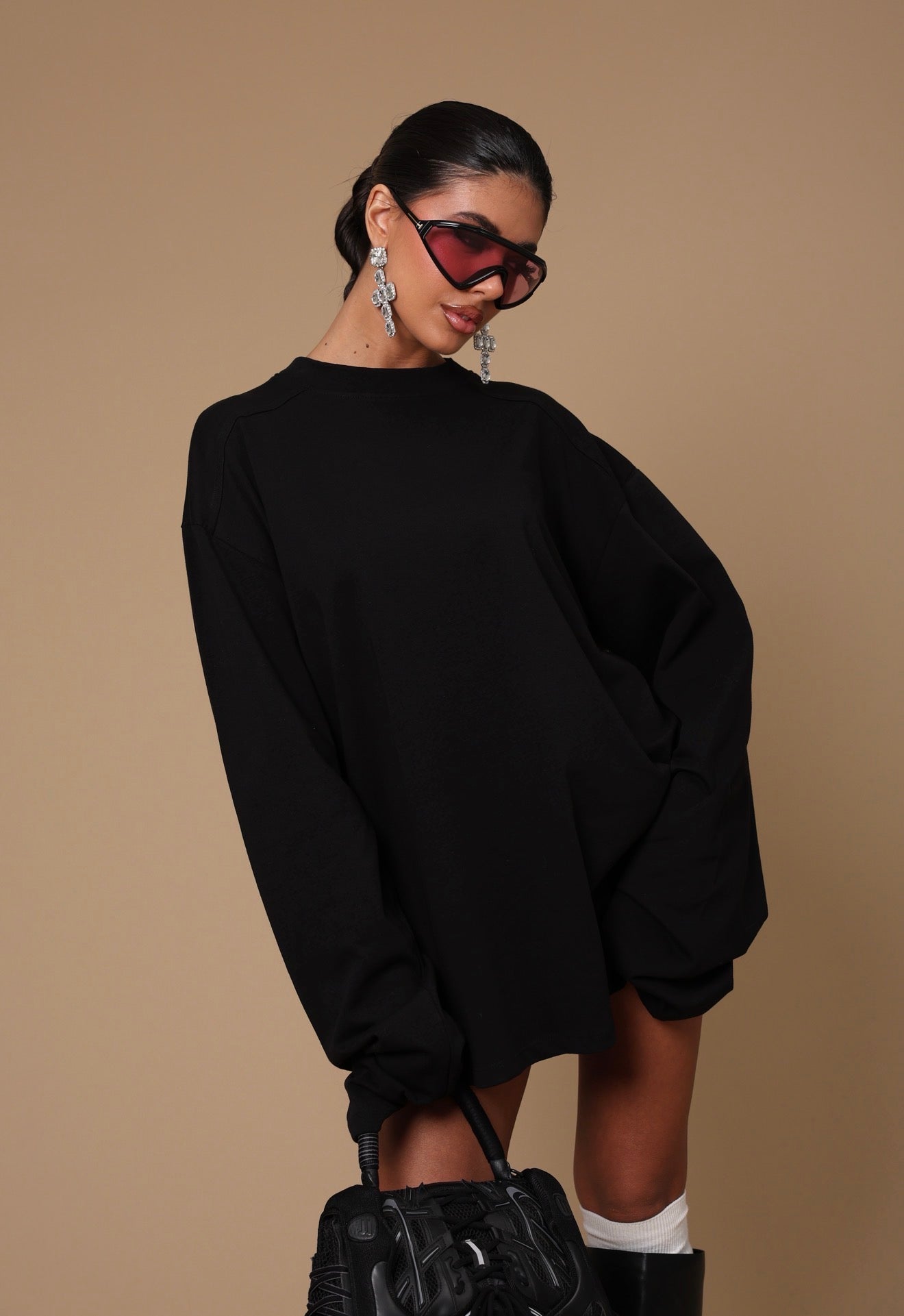 MAGLIA MANICHE LUNGHE SATURN NERA BY MARZIA MANGO