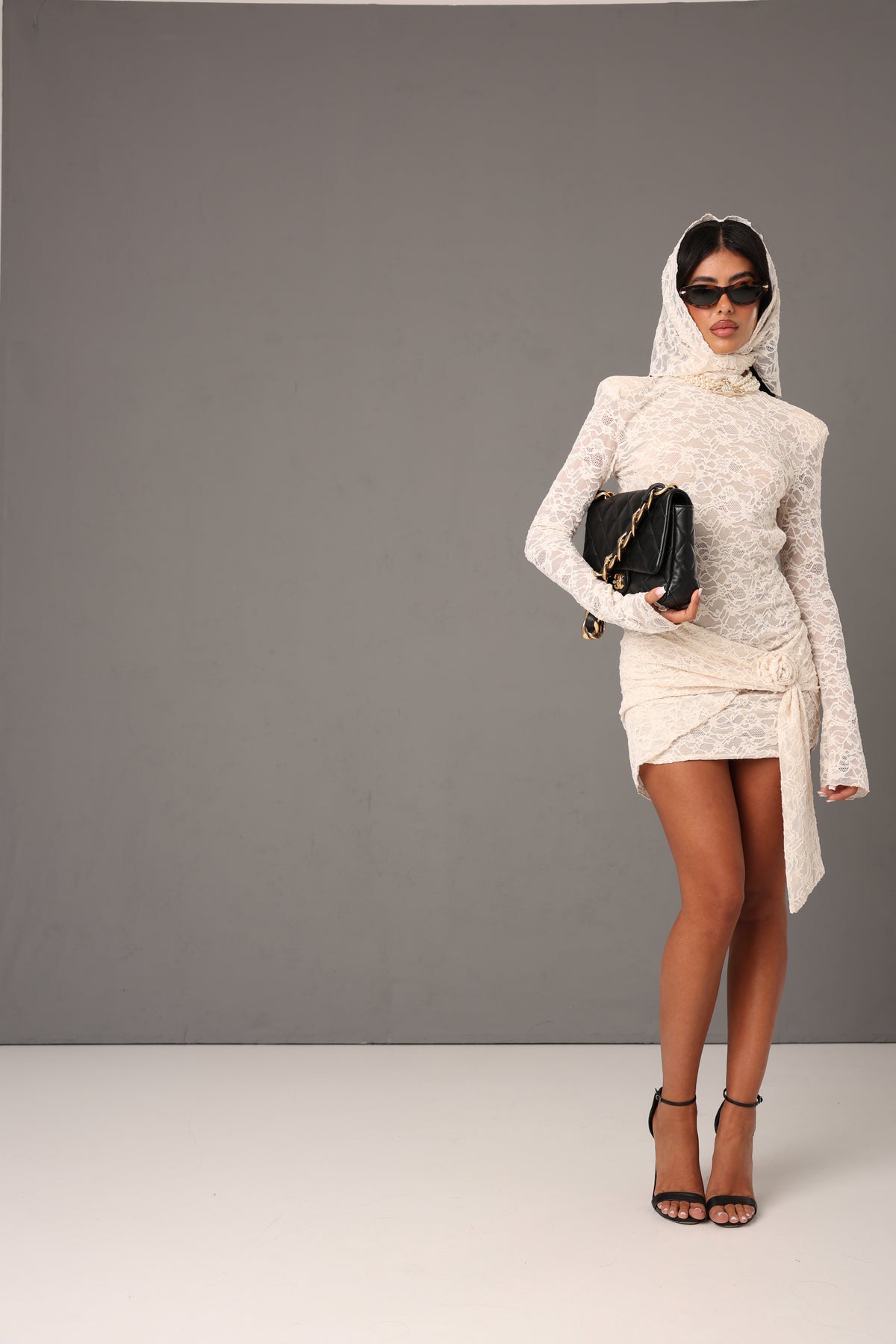 VESTITO PIZZO CASSANDRA CREMA + FOULARD