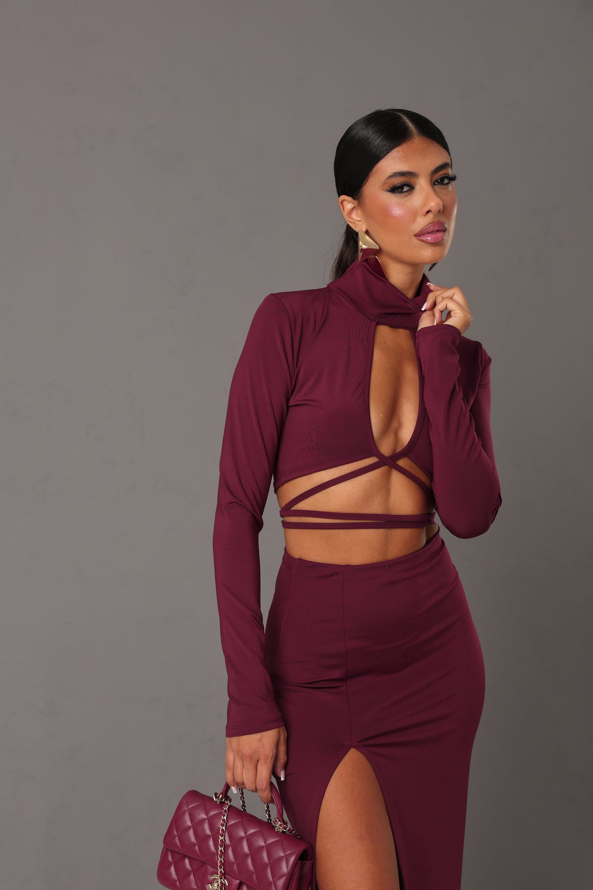 COORDINATO CUT-OUT TIARA BORDEAUX