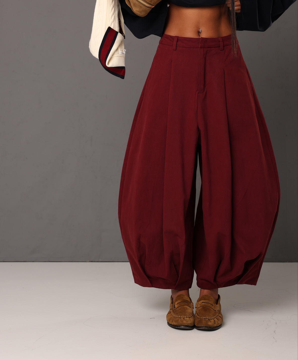 PANTALONI BALLOON PINCES MARIANNE BORDEAUX
