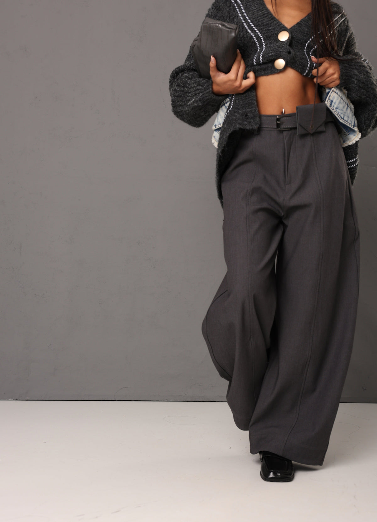 PANTALONI BALLOON SIBBY GRIGIO ANTRACITE + CINTURA E PORTA MONETE