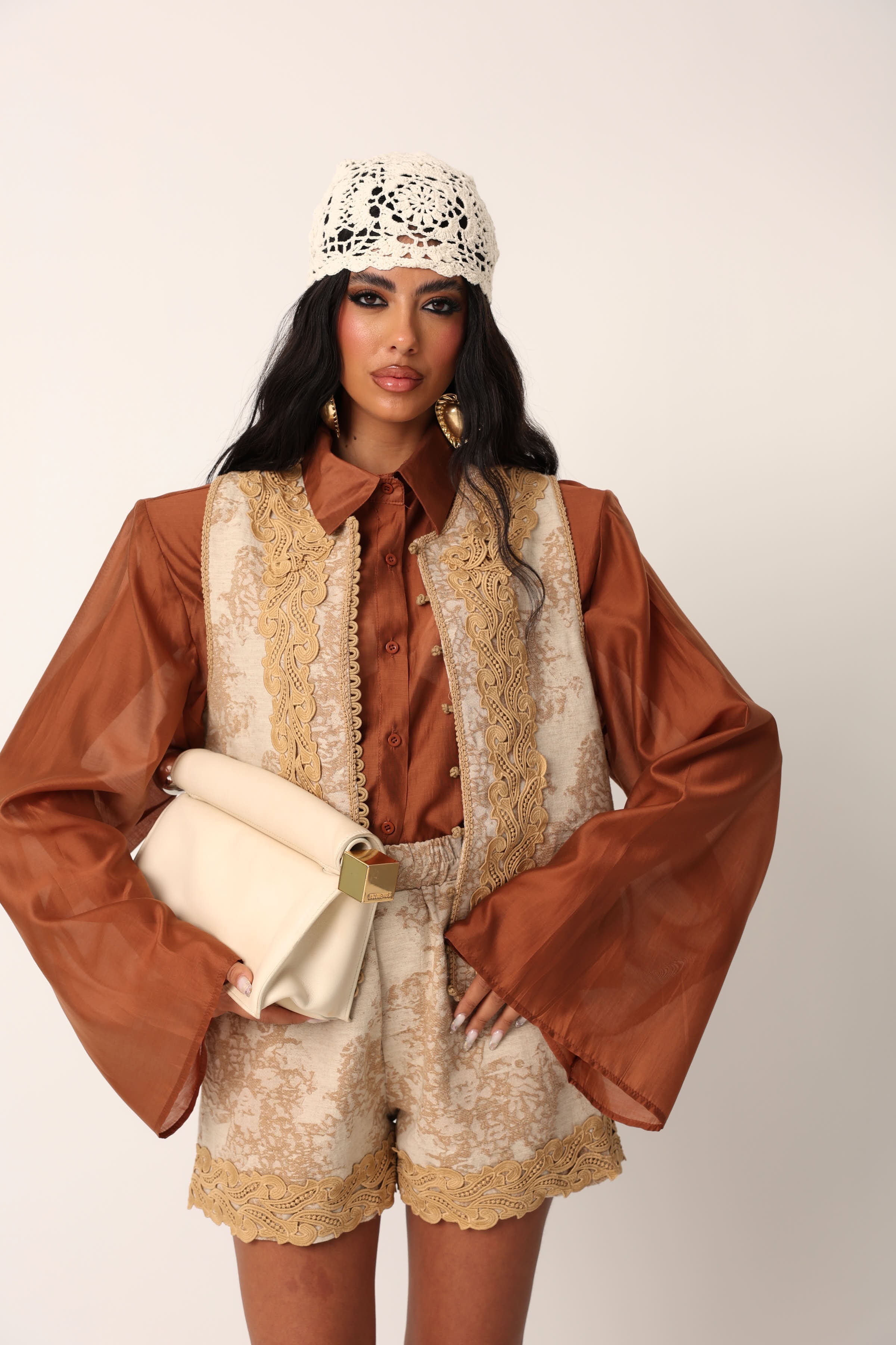 COORDINATO RICAMI WHITNEY CAMEL