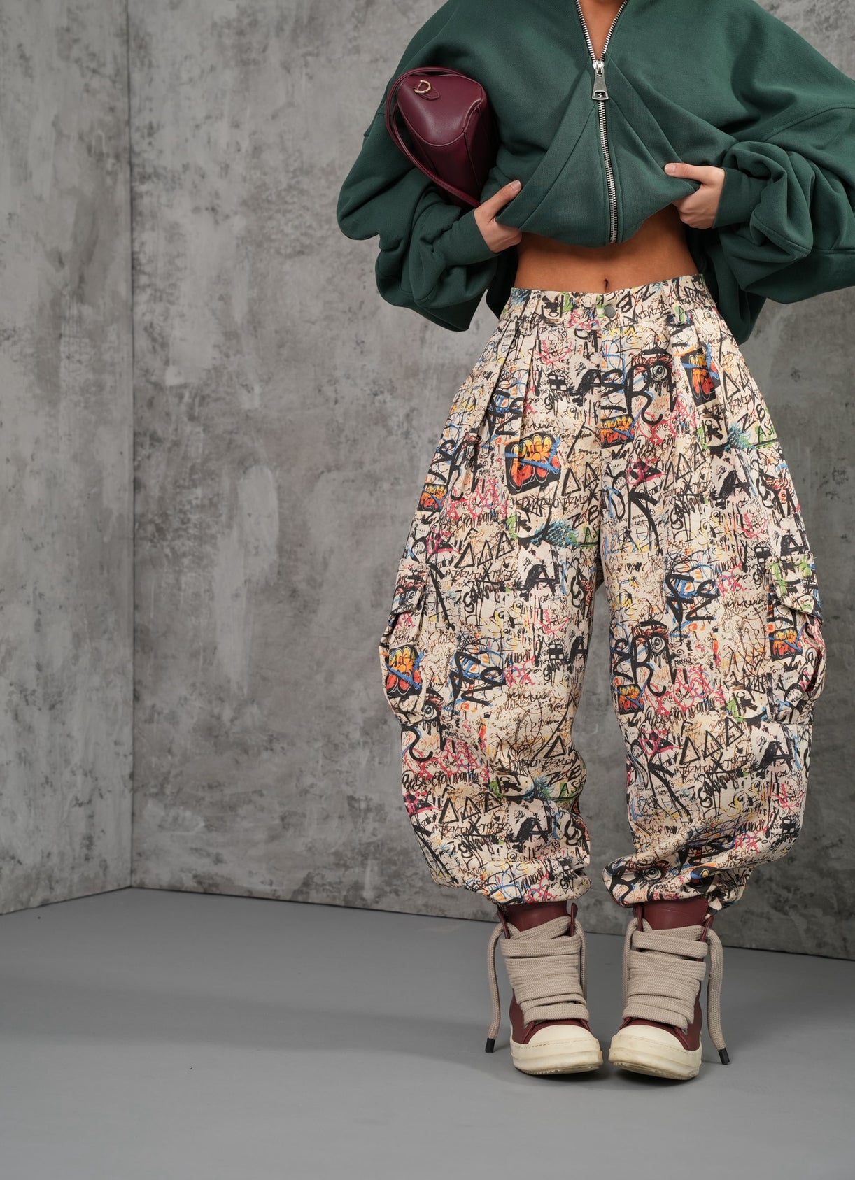 Cargo Rocky graffiti