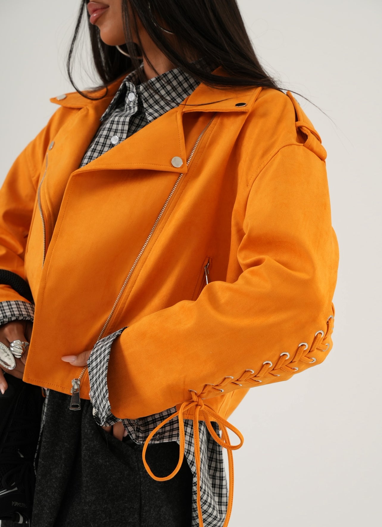 Chiodo stringhe Velia arancio