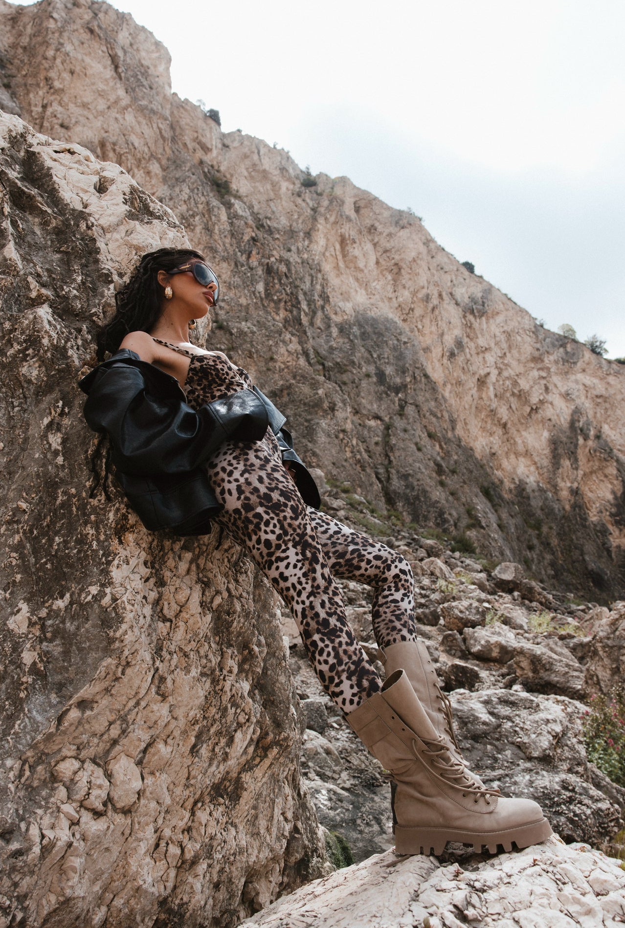 Tuta Bahrain leopardata