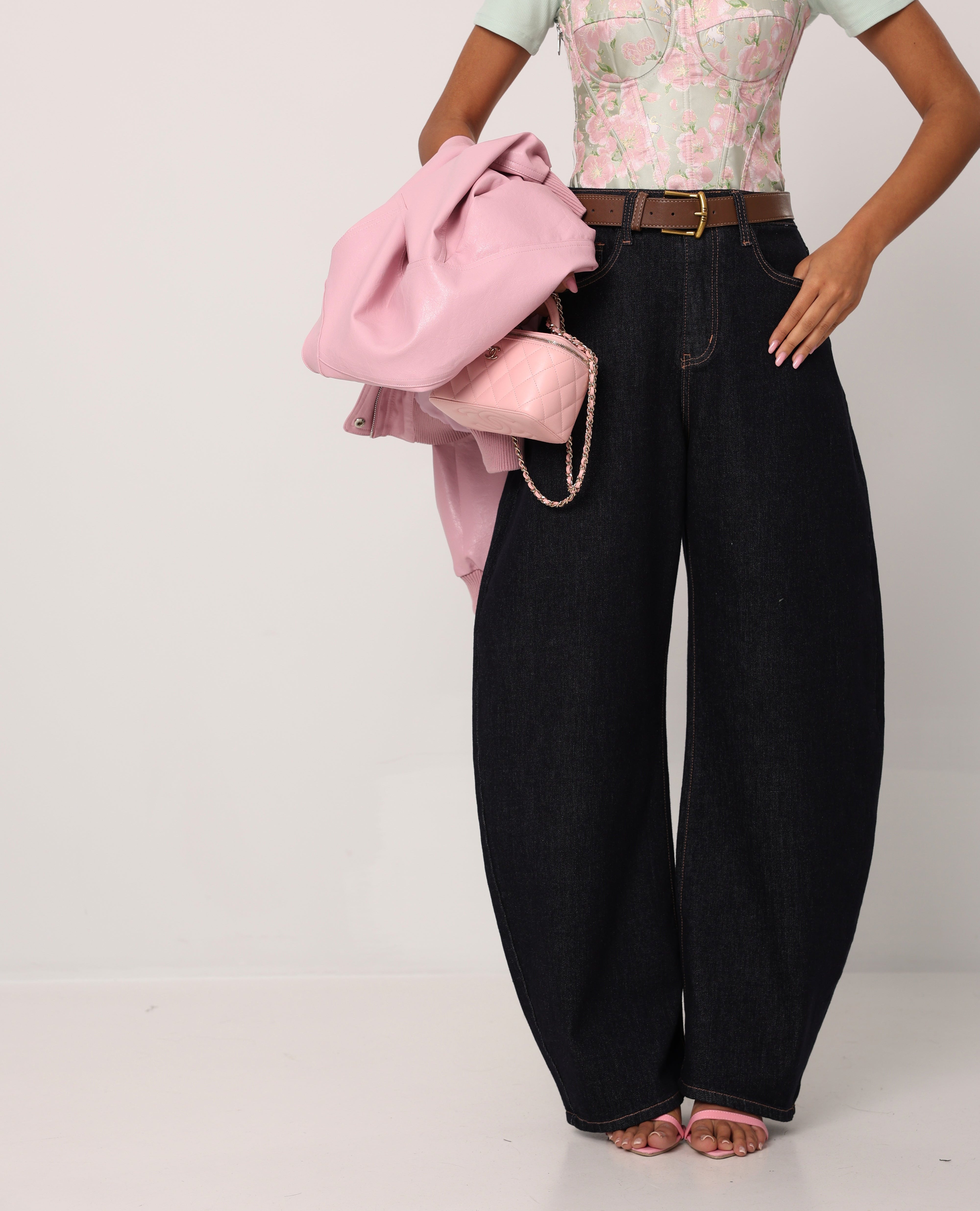 JEANS BALLOON LELIA DENIM SCURO + CINTURA CUOIO