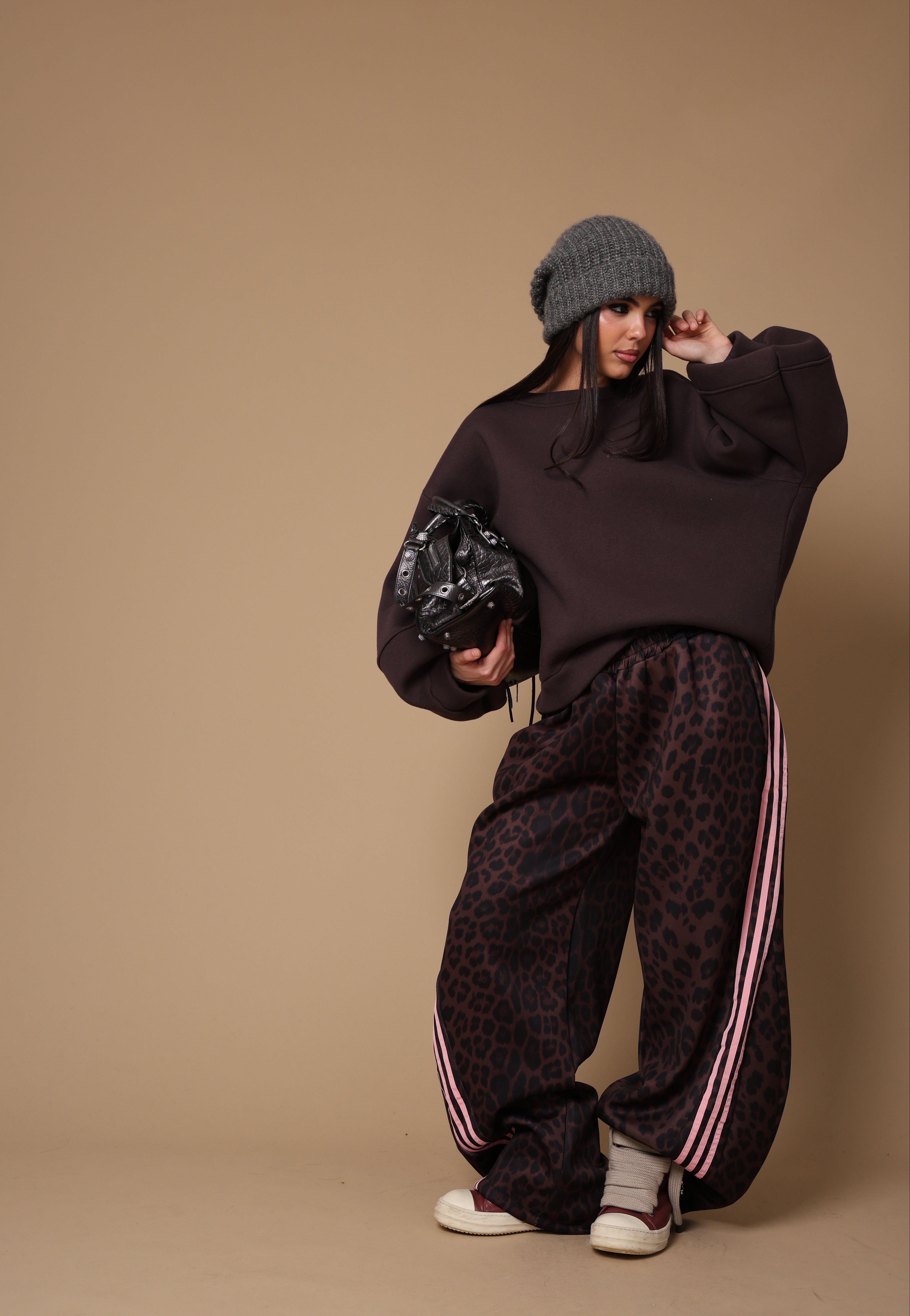 FELPA NEW YORK MARRONE