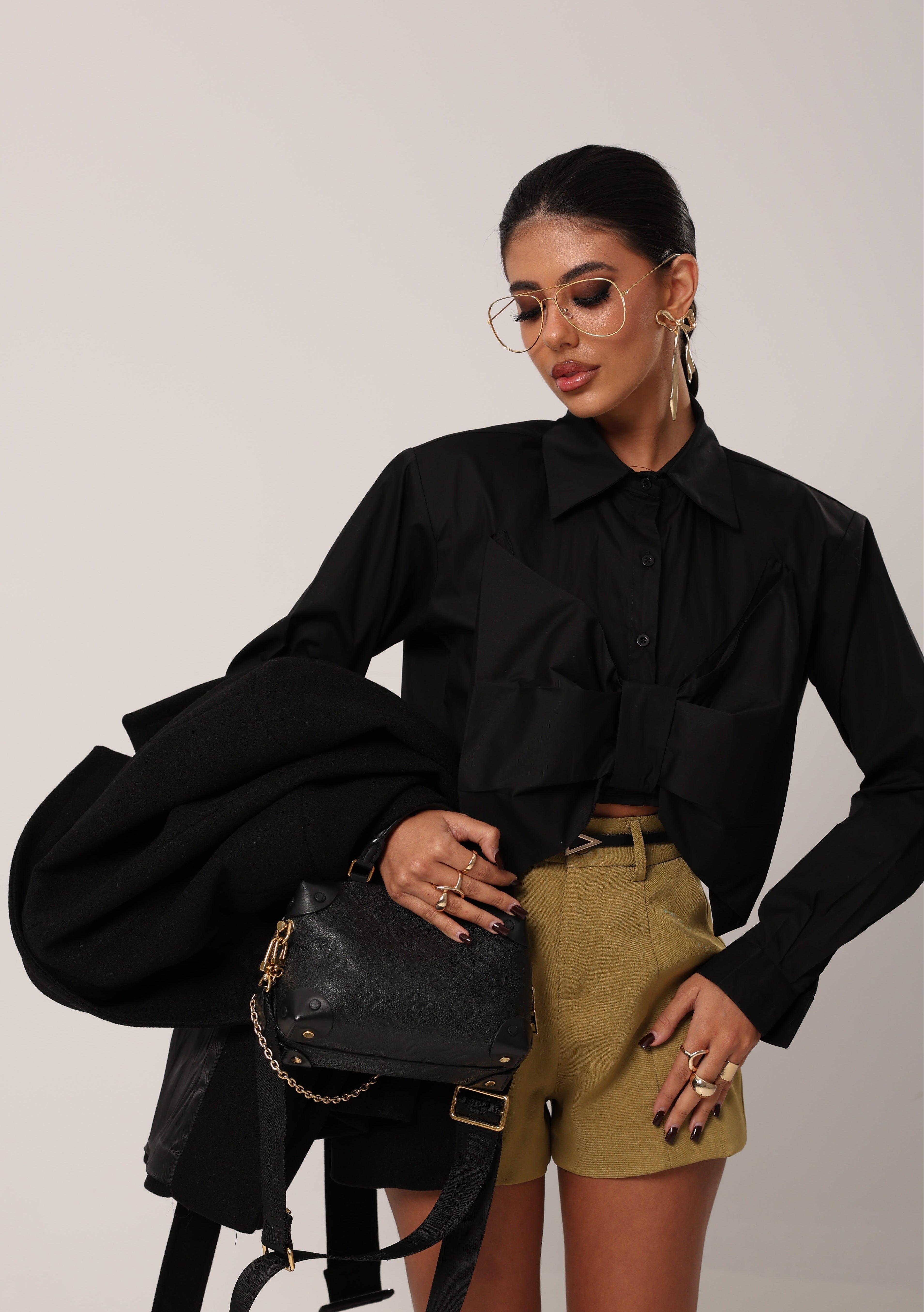 CAMICIA CROP FIOCCO NERA