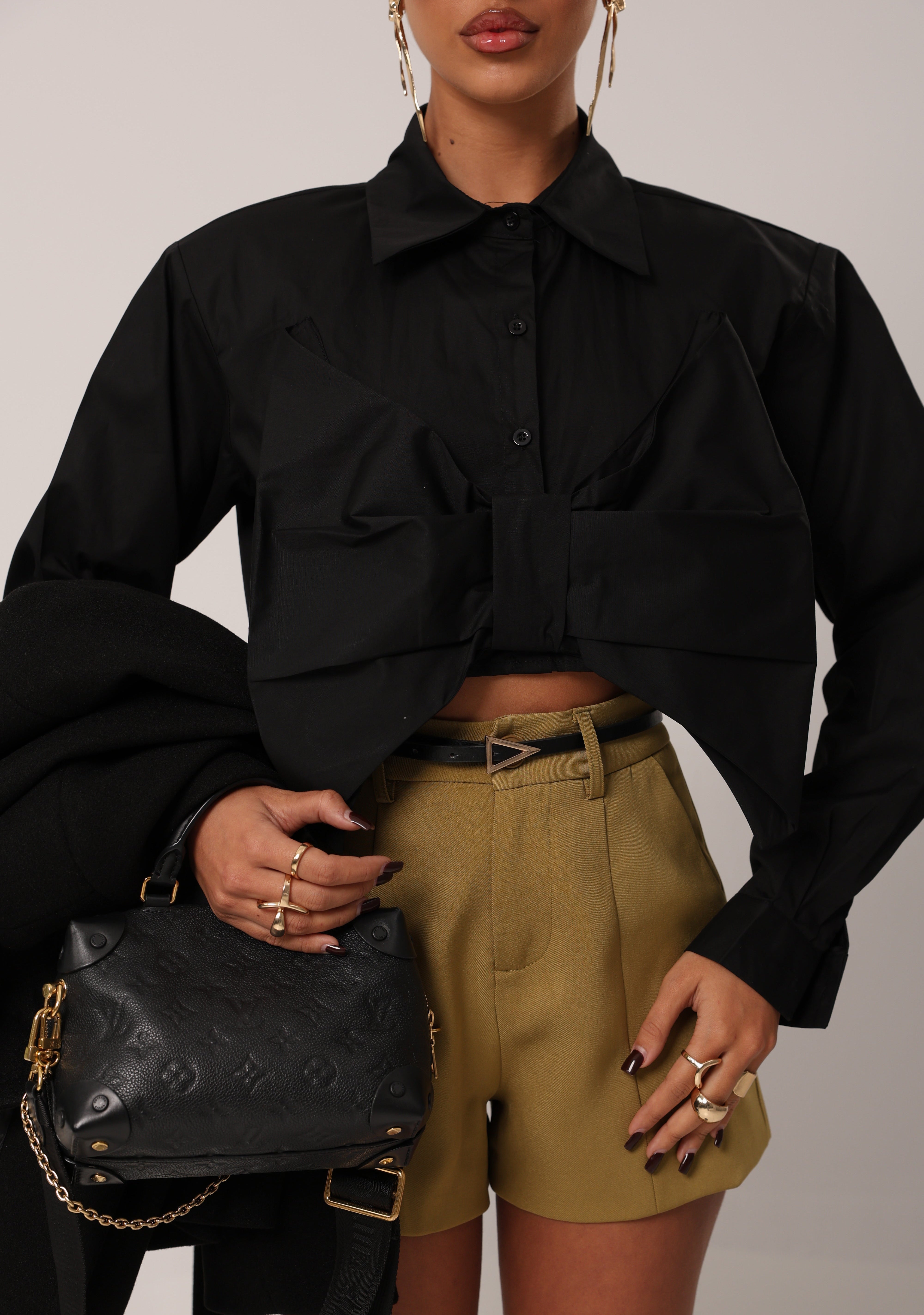 CAMICIA CROP FIOCCO NERA