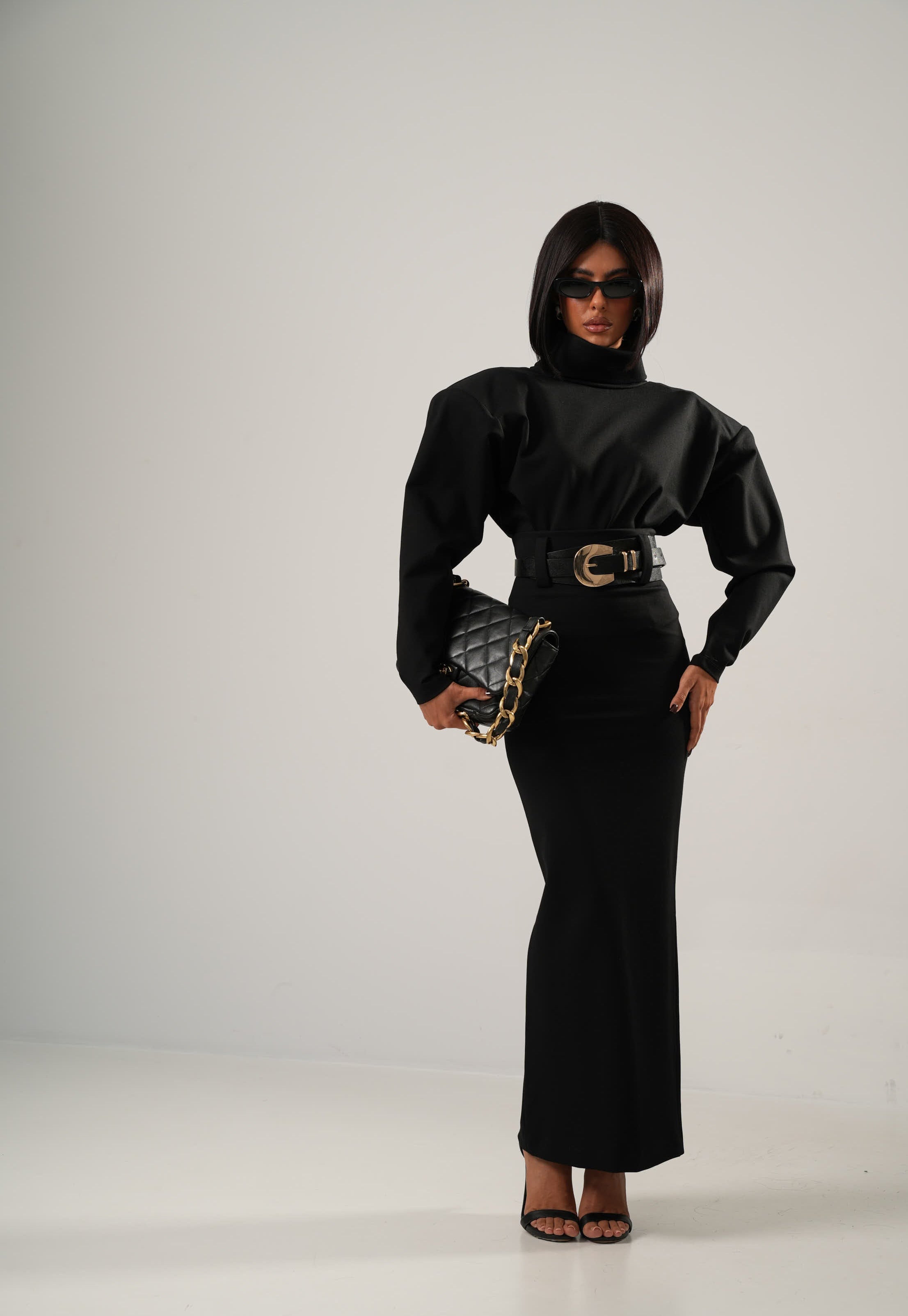 MAGLIA SPALLINE BARDOT NERA BY MARZIA MANGO