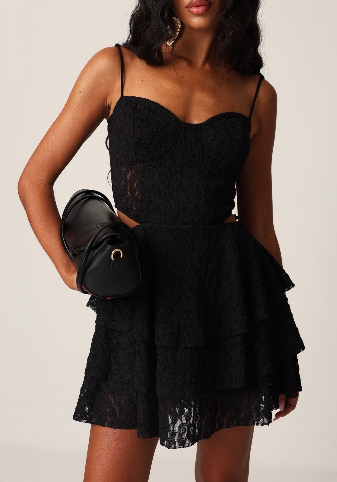 TUTINA CUT-OUT ANDROMEDA NERA