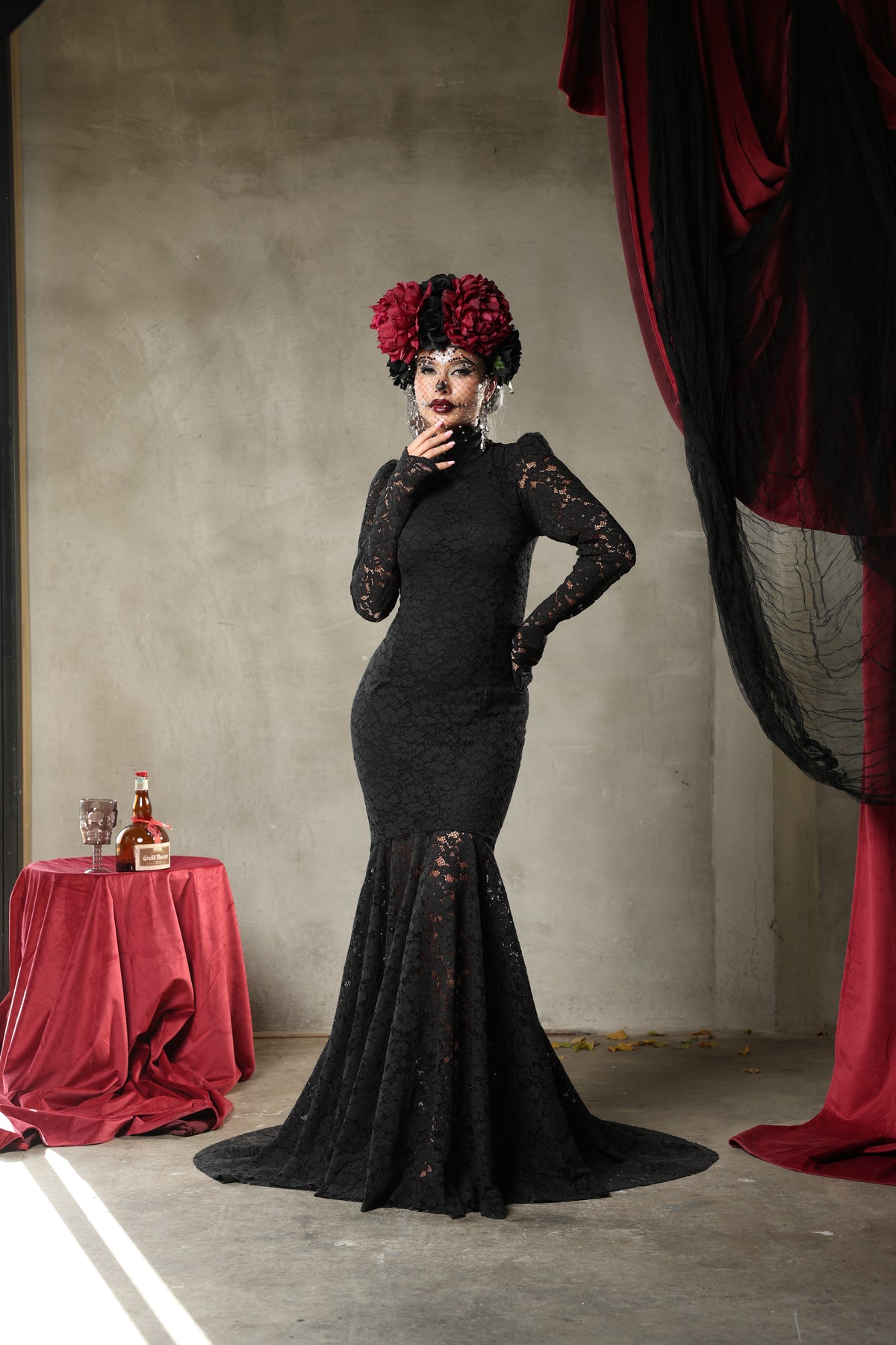 BLACK LACE WEDDING DRESS BY MARZIA MANGO