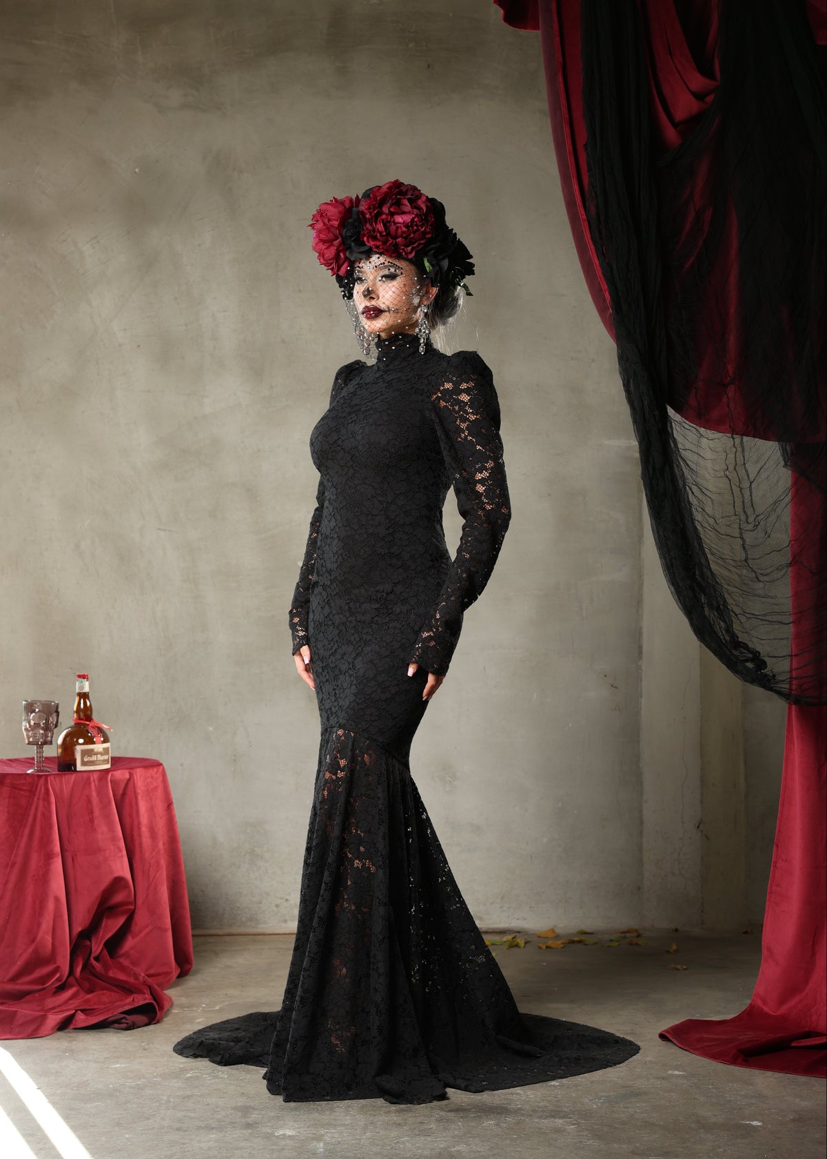 BLACK LACE WEDDING DRESS BY MARZIA MANGO