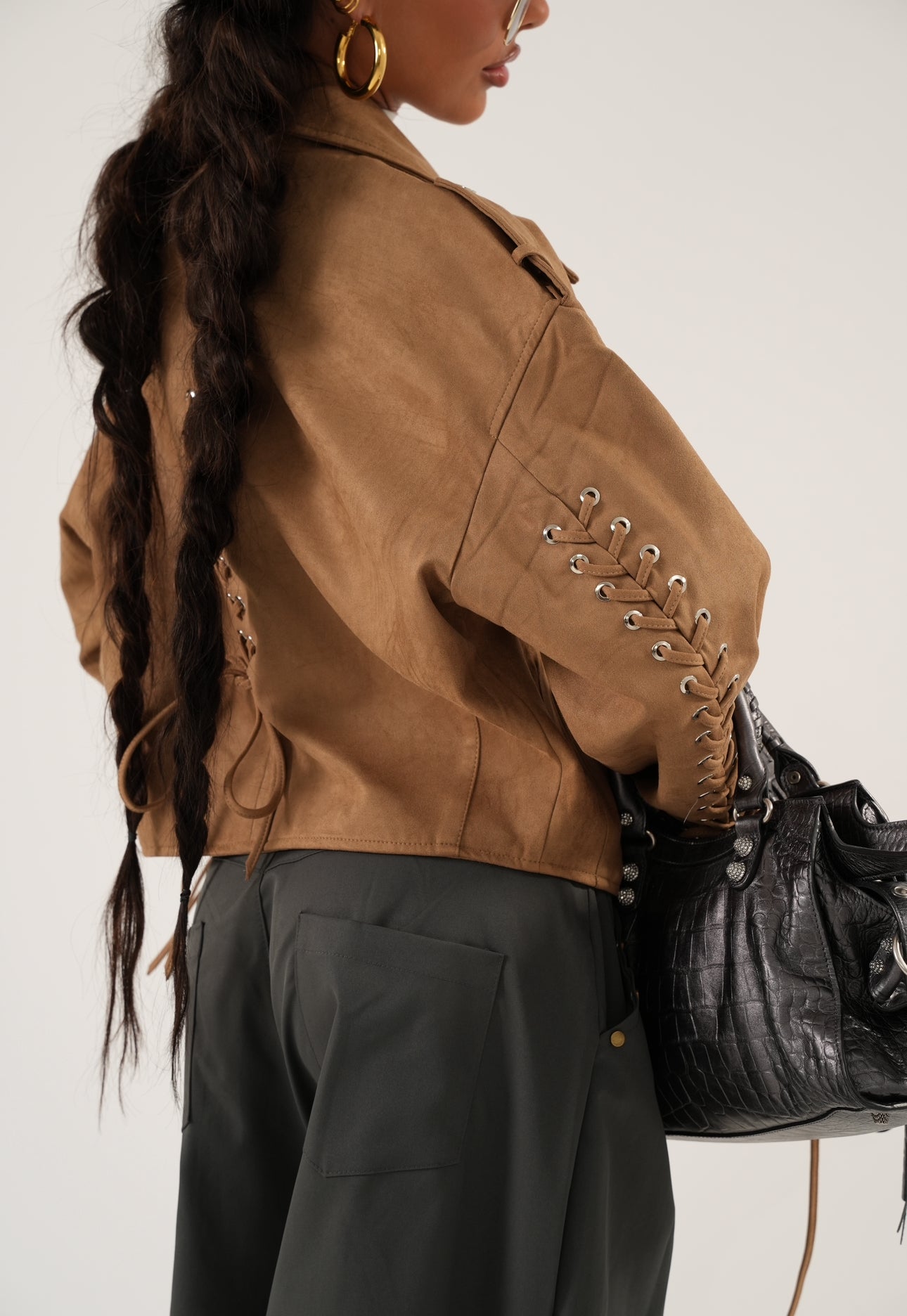 Chiodo stringhe Velia camel