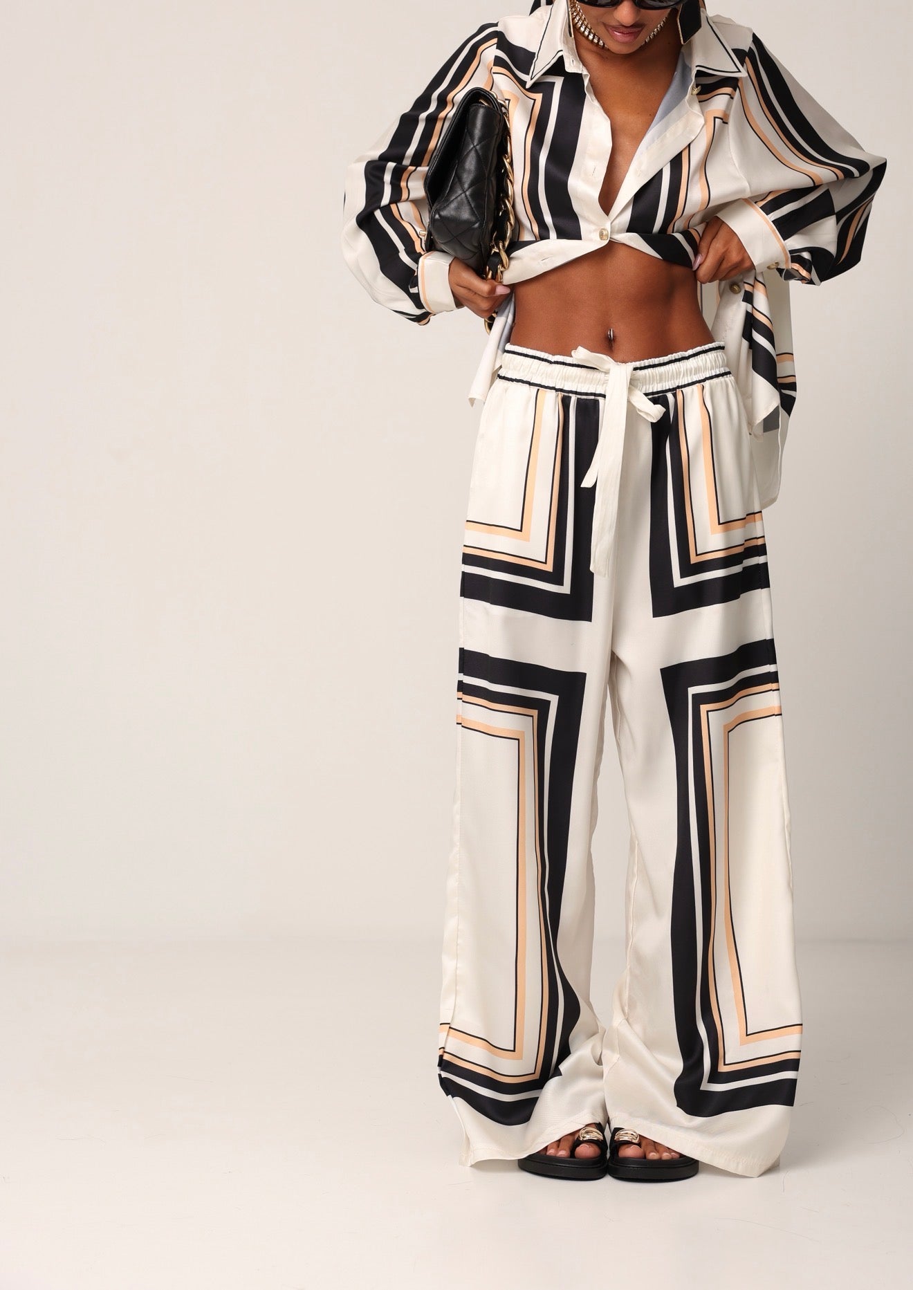 COORDINATO NIXIE PANNA/NERO
