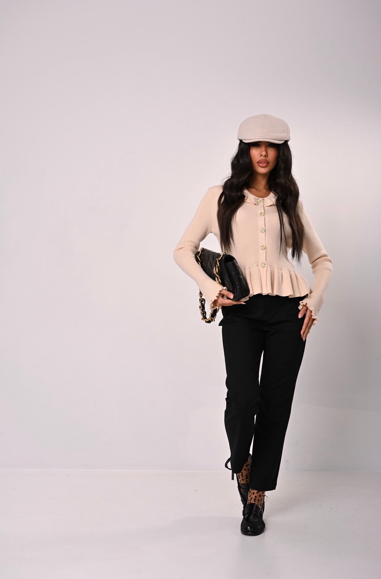 PANTALONI CAPRI NERI