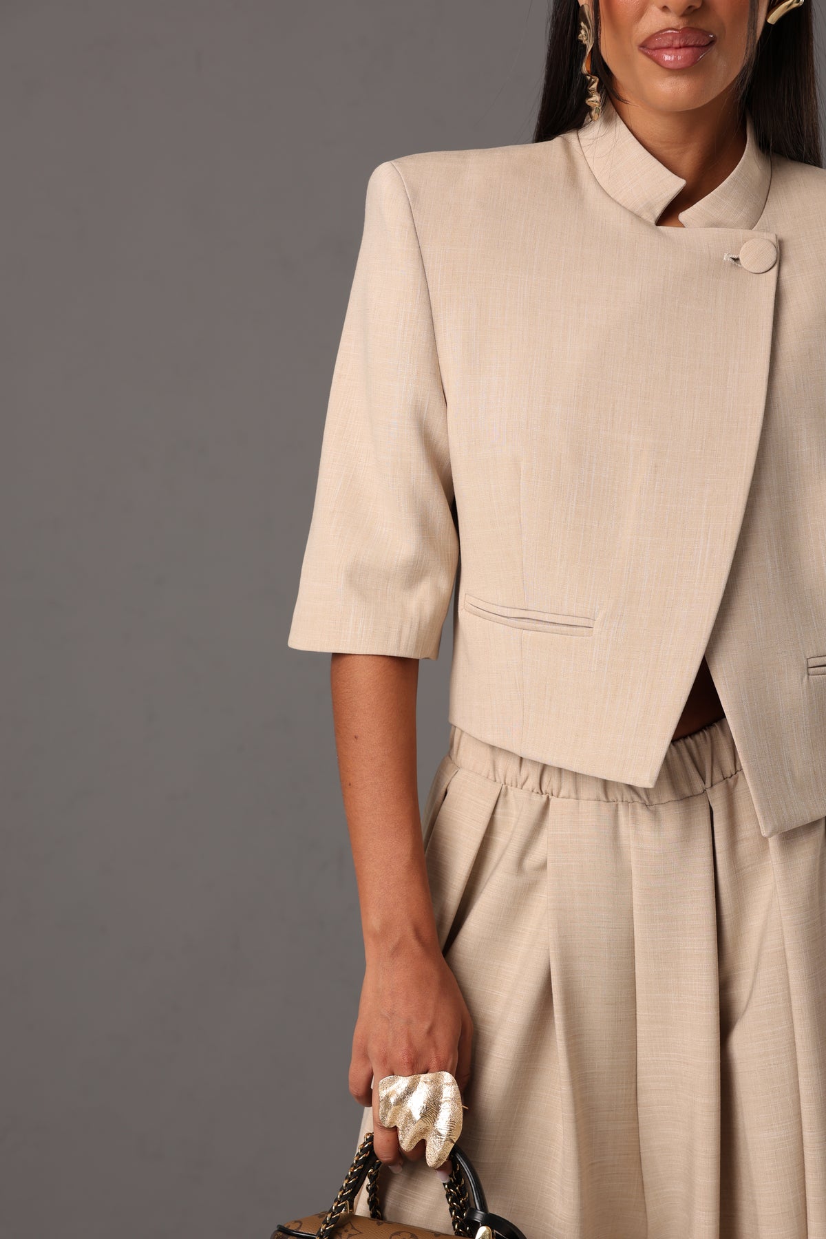 BLAZER CROP SPALLINE SERIOUS SABBIA BY MARZIA MANGO