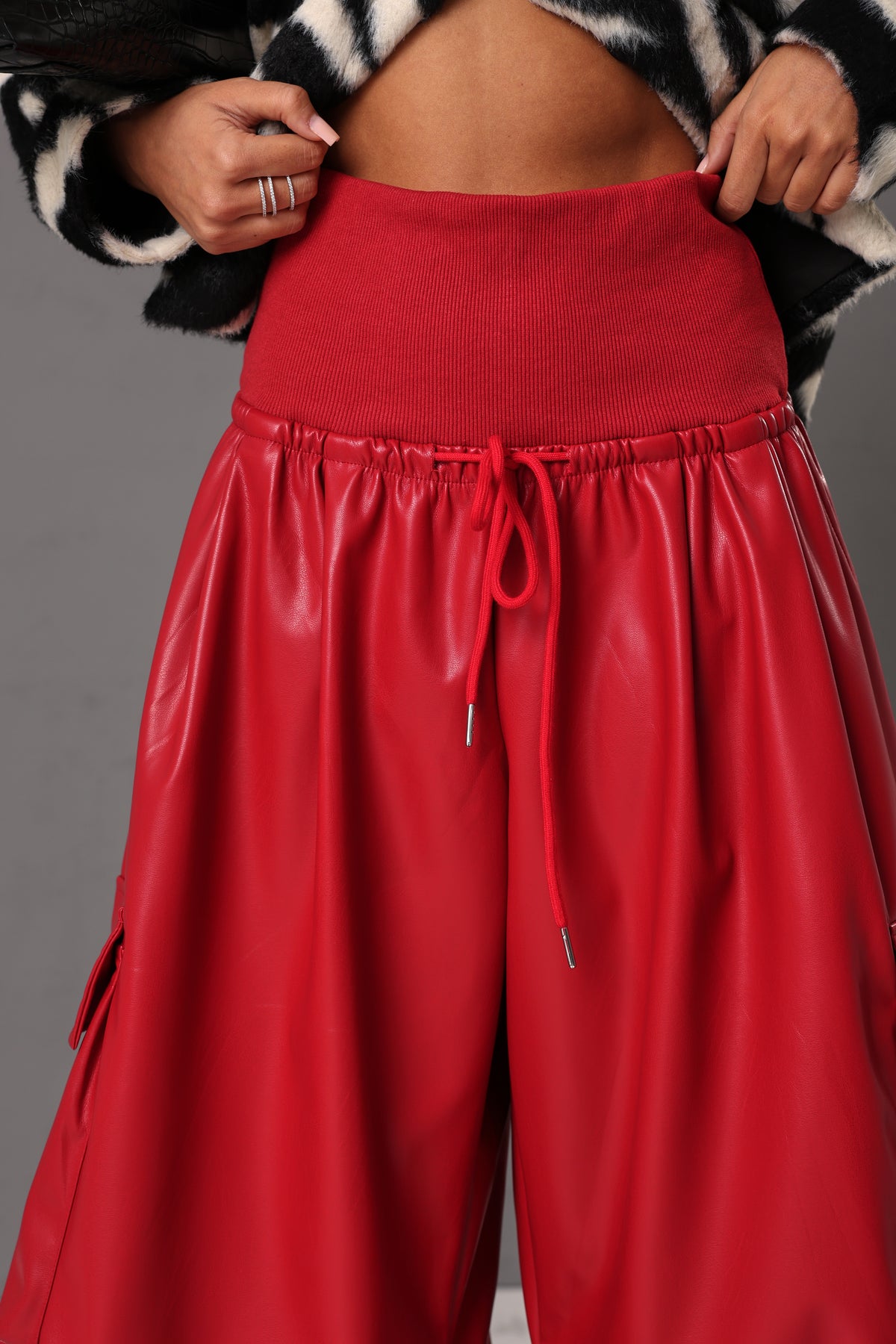 PANTALONI CARGO ECOPELLE VIVIEN ROSSO