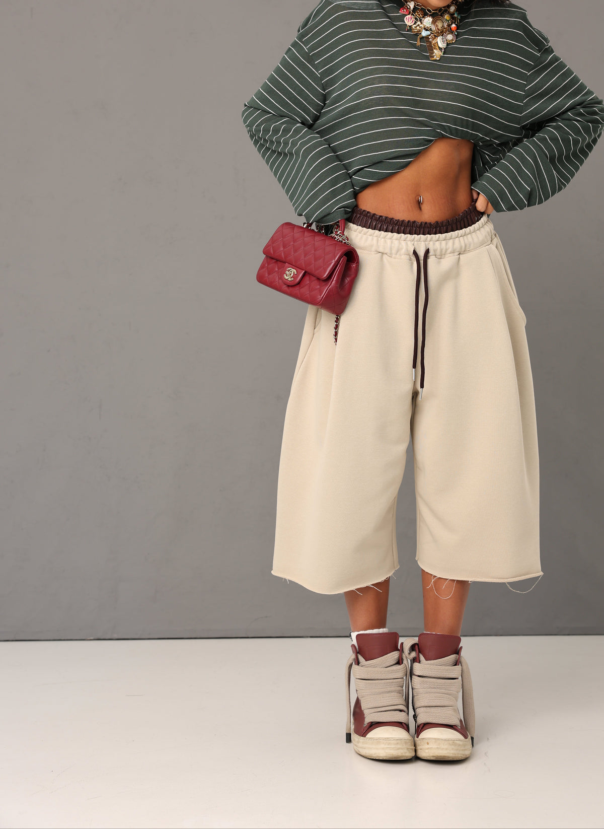 BERMUDA JOVE BEIGE + ELASTICO IN ECOPELLE
