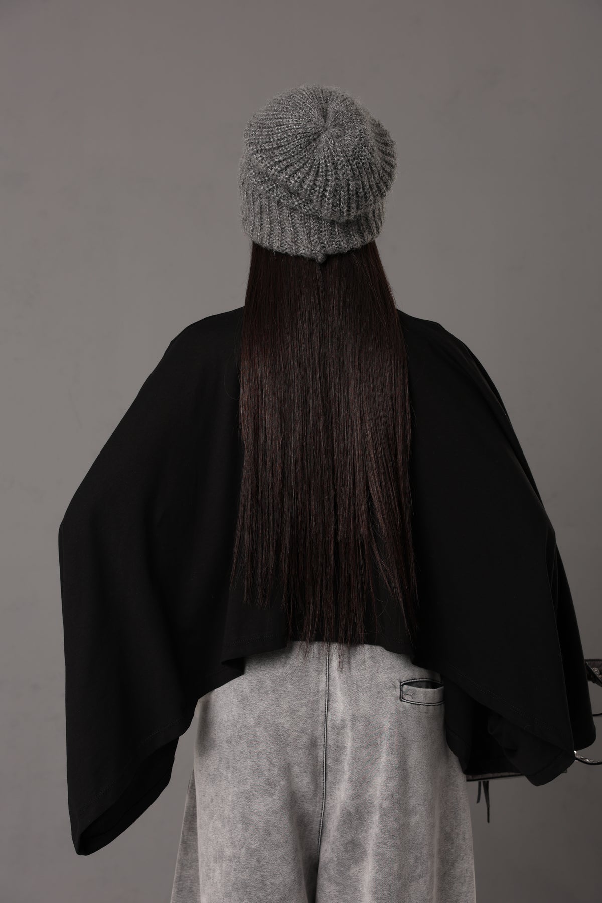 MAGLIA ANTONIA NERA BY LUMINA