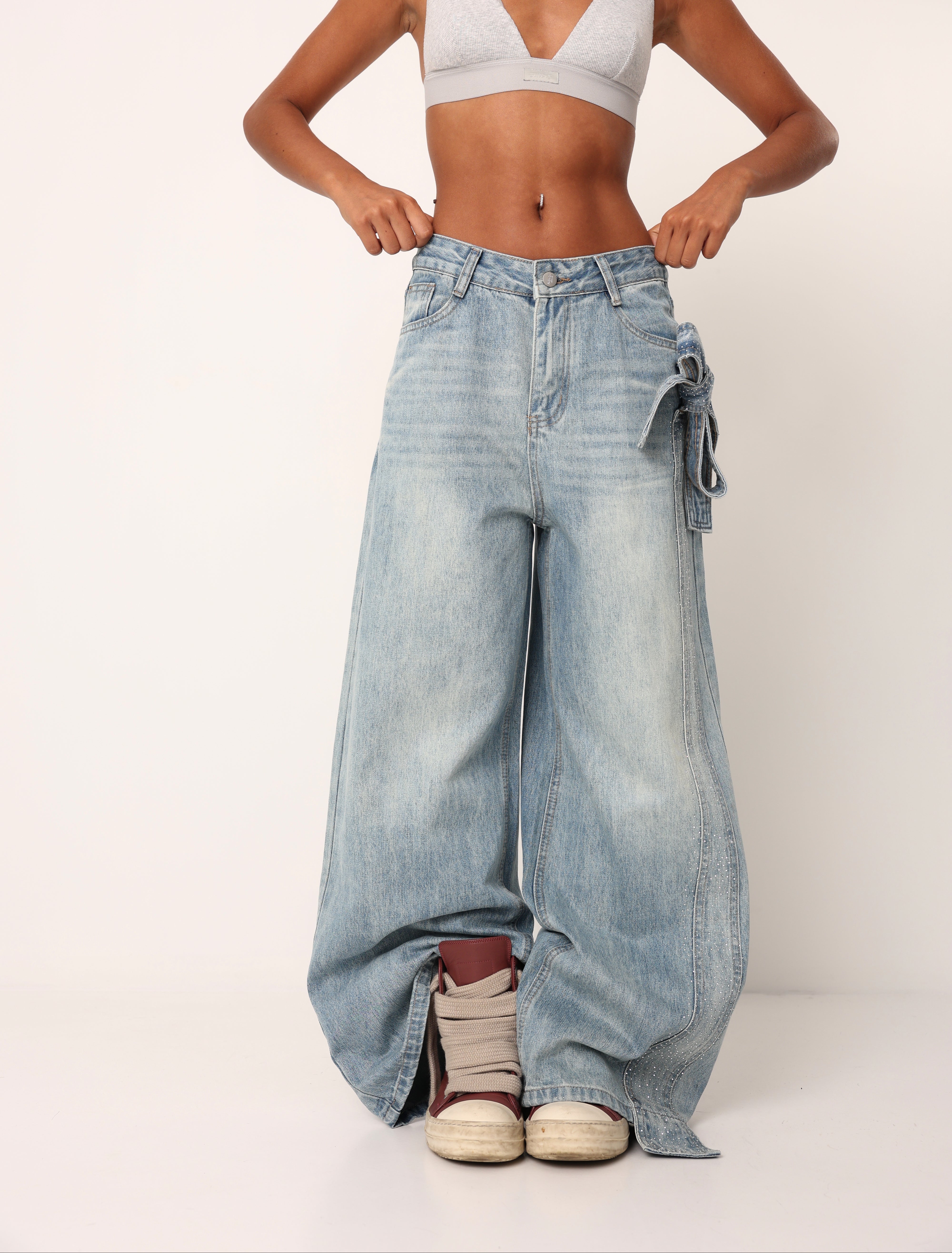 JEANS ETRA DENIM CHIARO + CINTURA STRASS