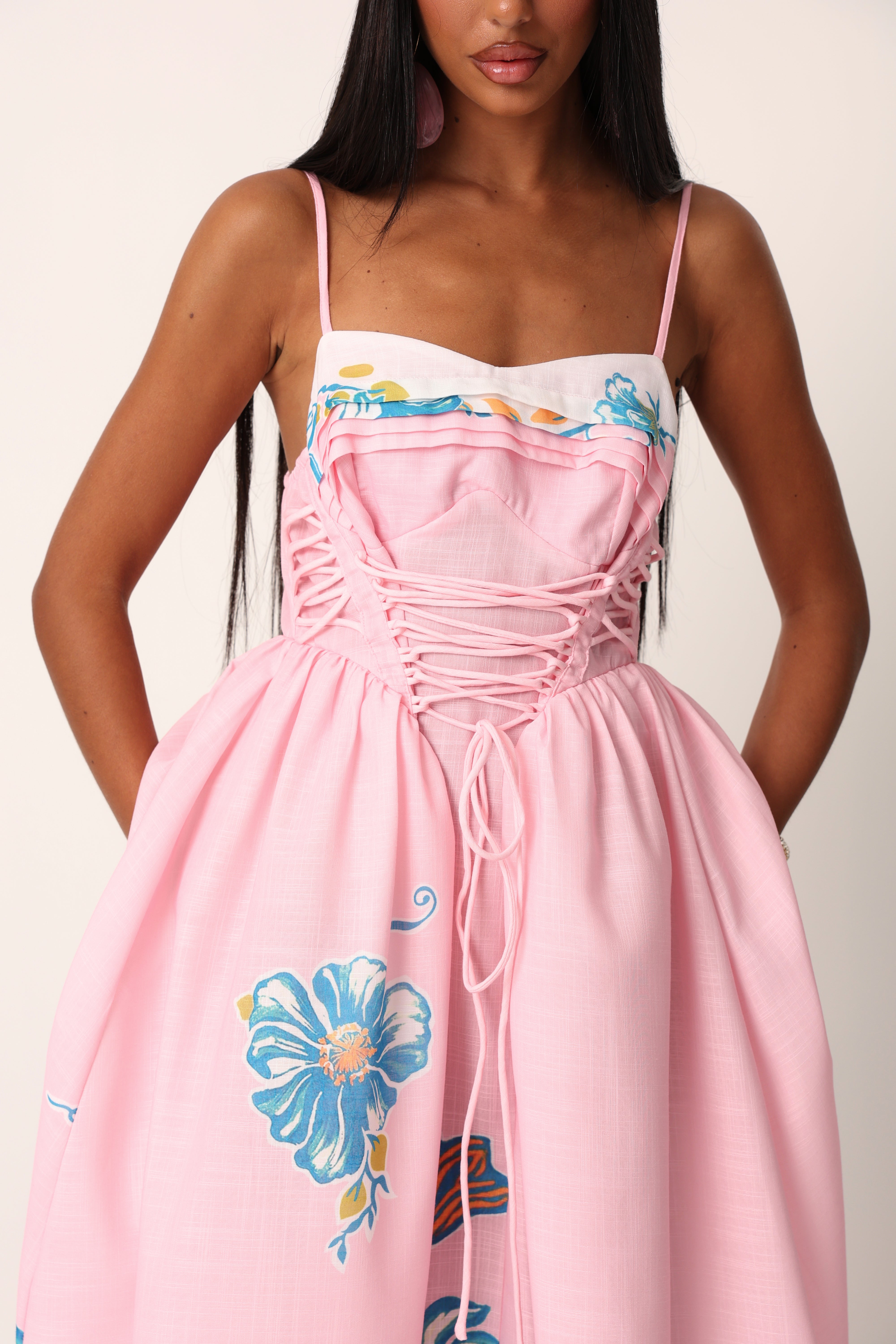 VESTITO STRINGHE AURORA FIORATO ROSA