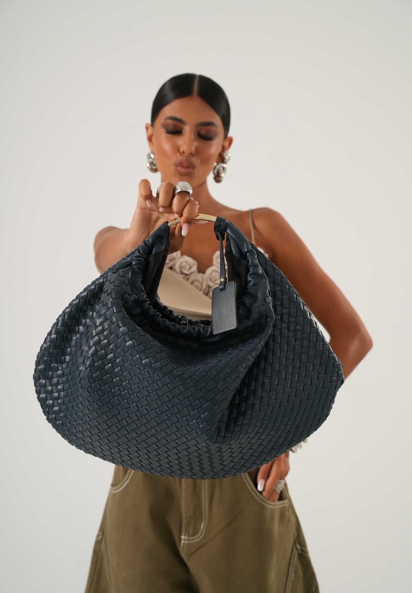 Borsa intrecciata Tara blu