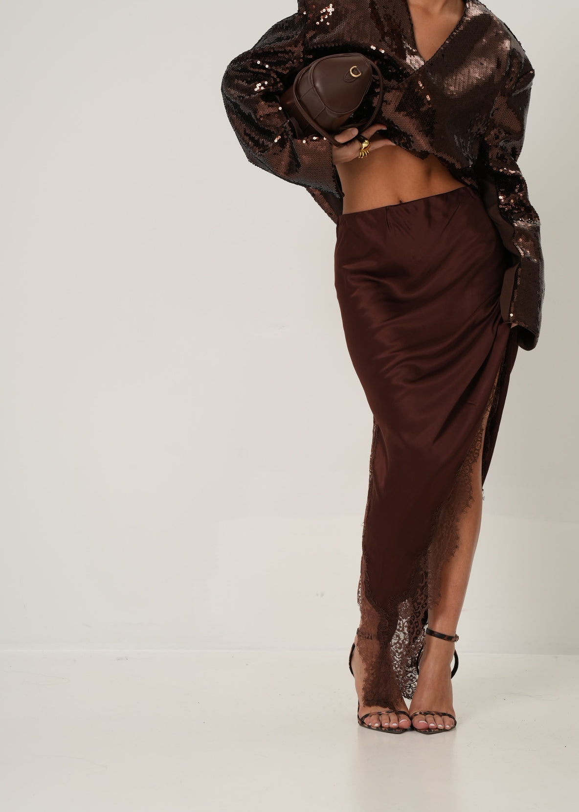 GONNA ASIMMETRICA AVERY MARRONE BY LUMINA