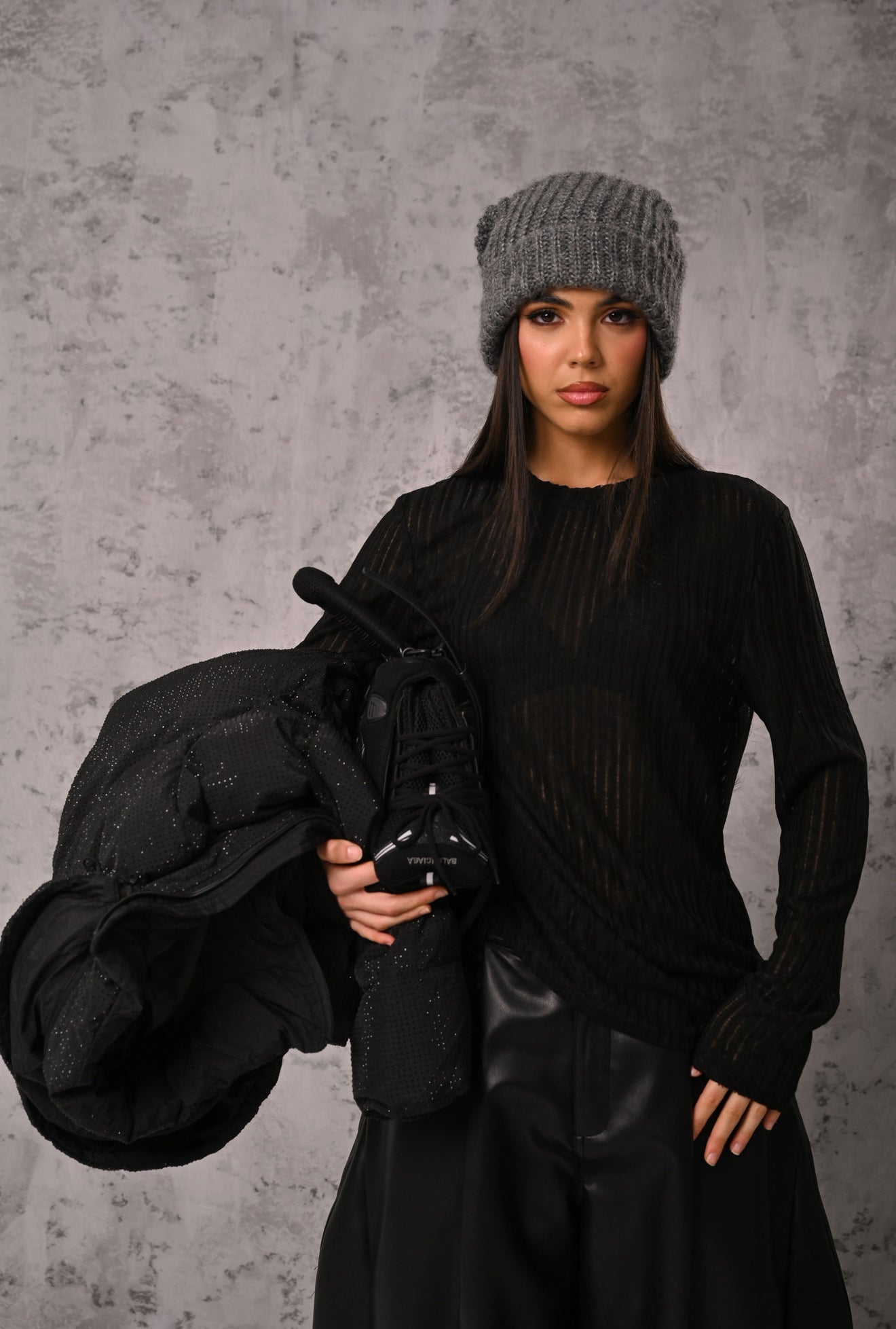 MAGLIETTA ZOLA SEMITRASPARENTE NERA