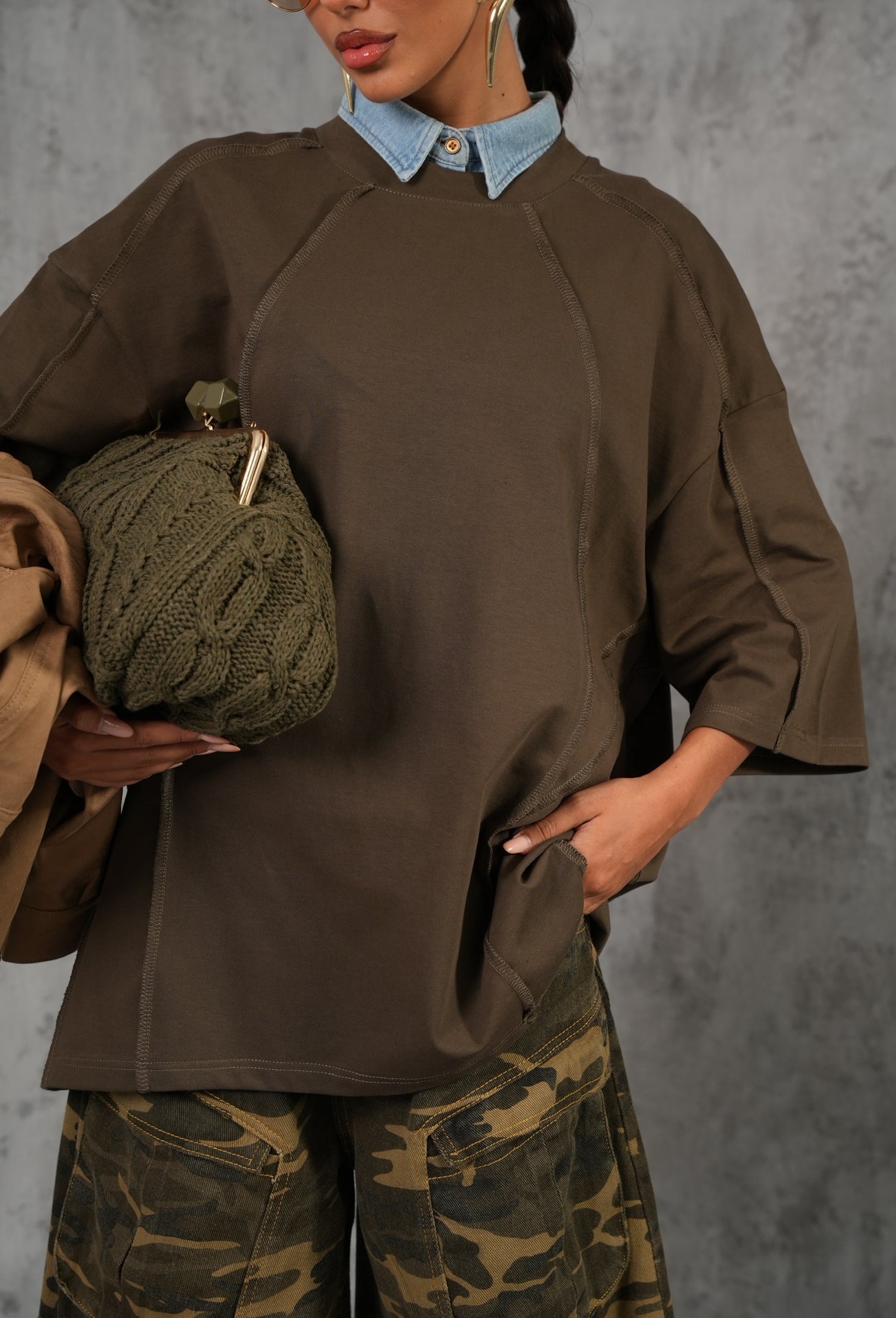 T-shirt cuciture Aurora testa di moro