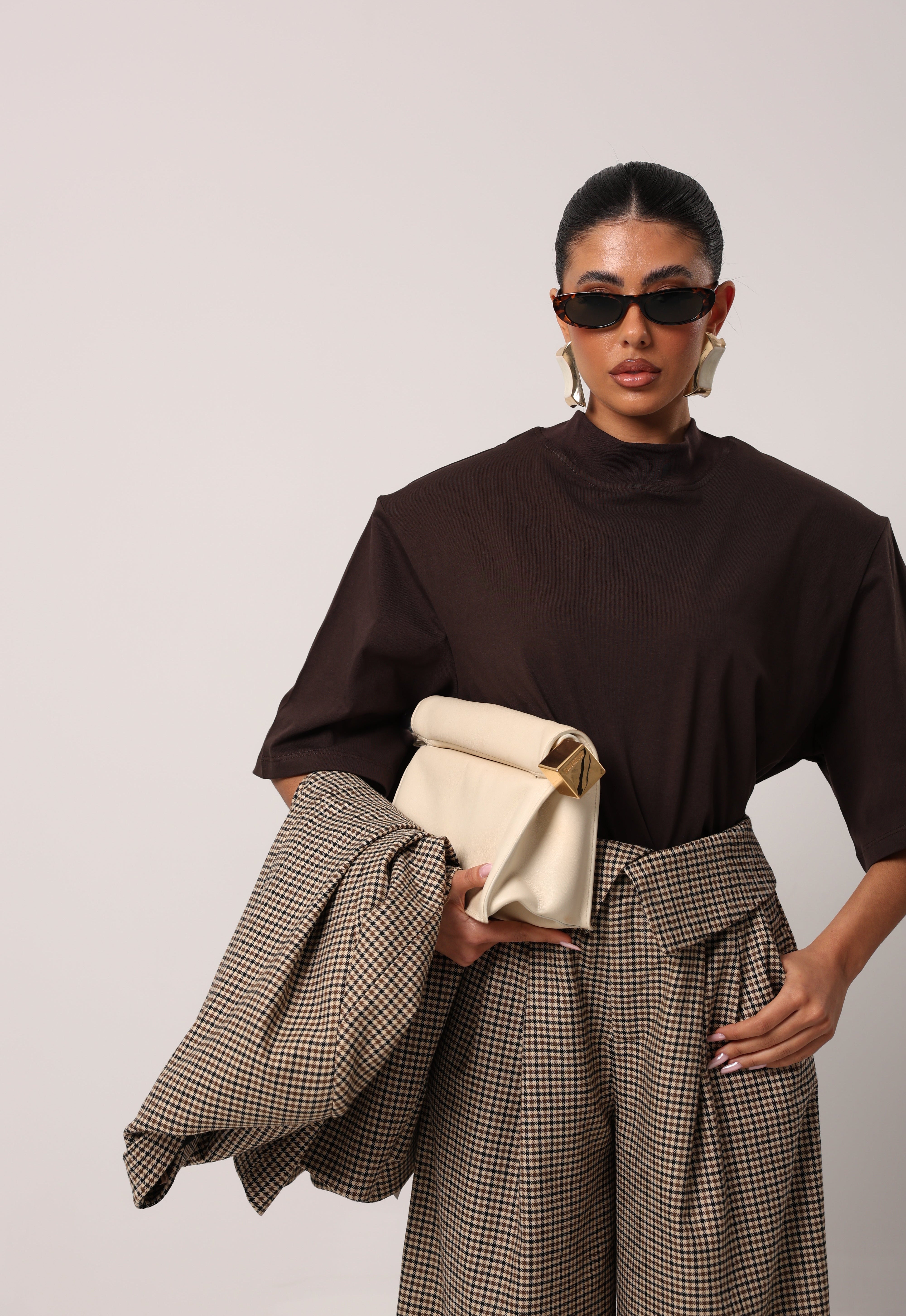 T-SHIRT SPALLINE CARLENE MARRONE