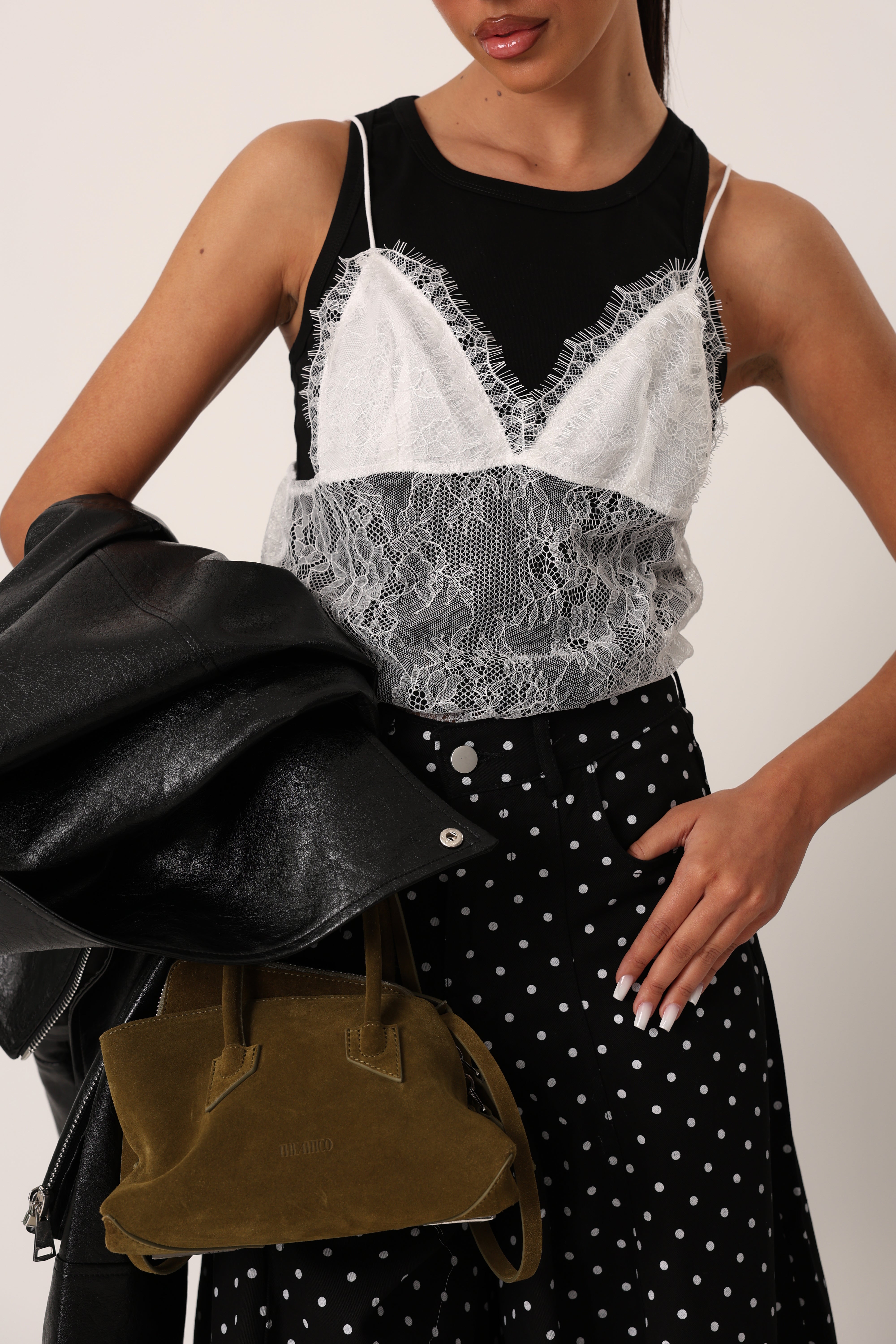 CANOTTA + TOP CLAIRE NERA