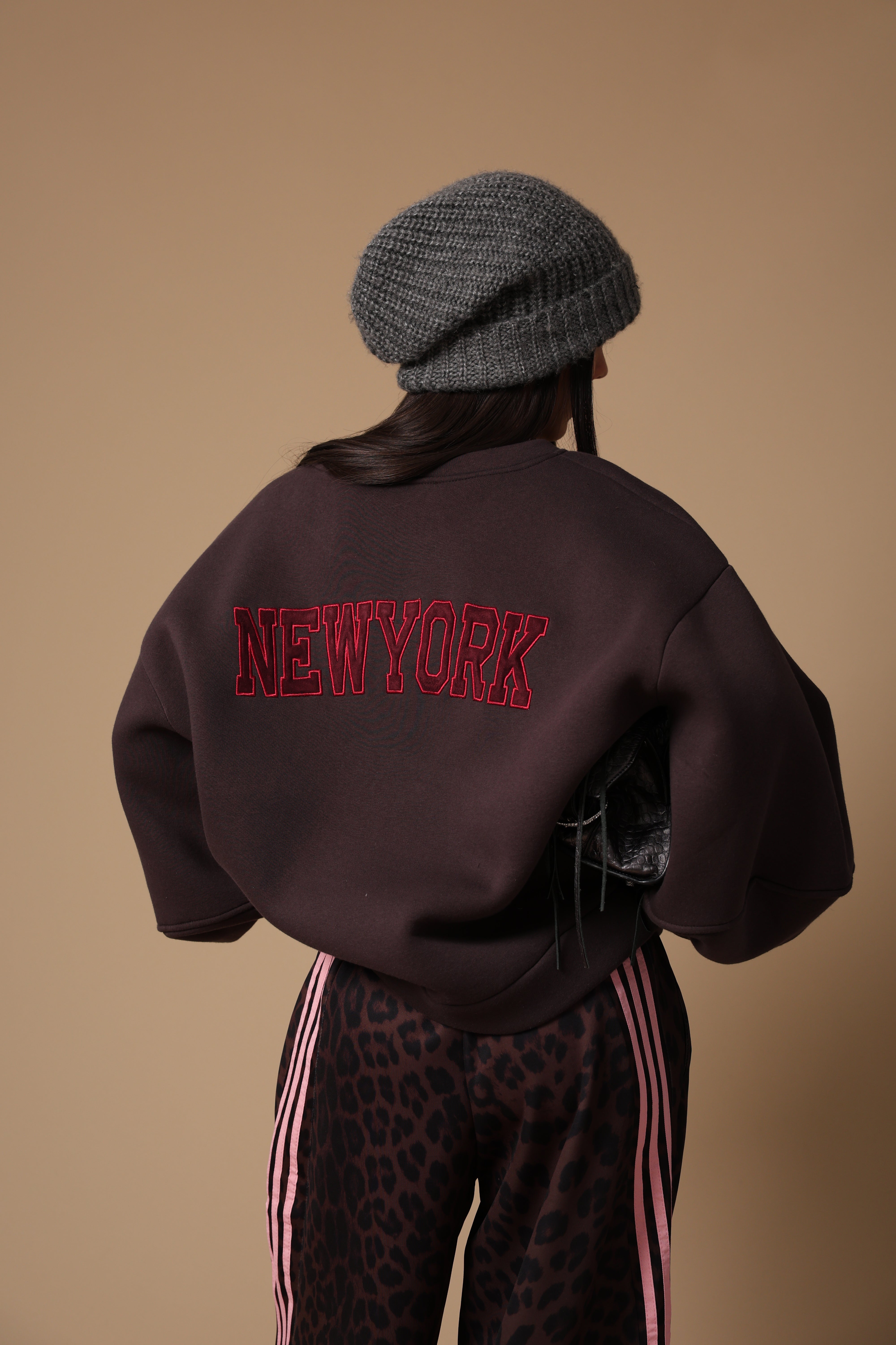 FELPA NEW YORK MARRONE