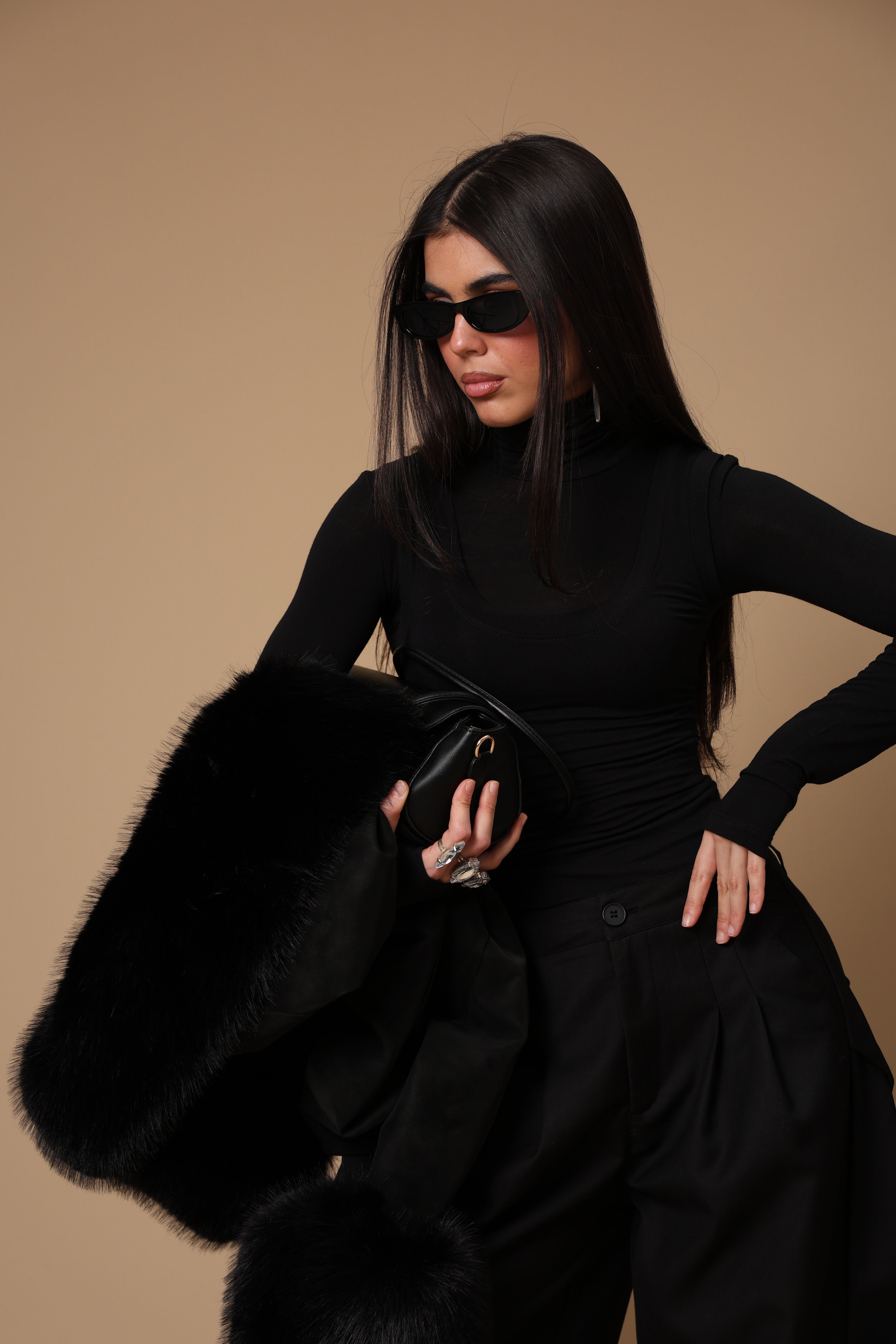 MAGLIA/CANOTTA CORINNE NERA BY MARZIA MANGO