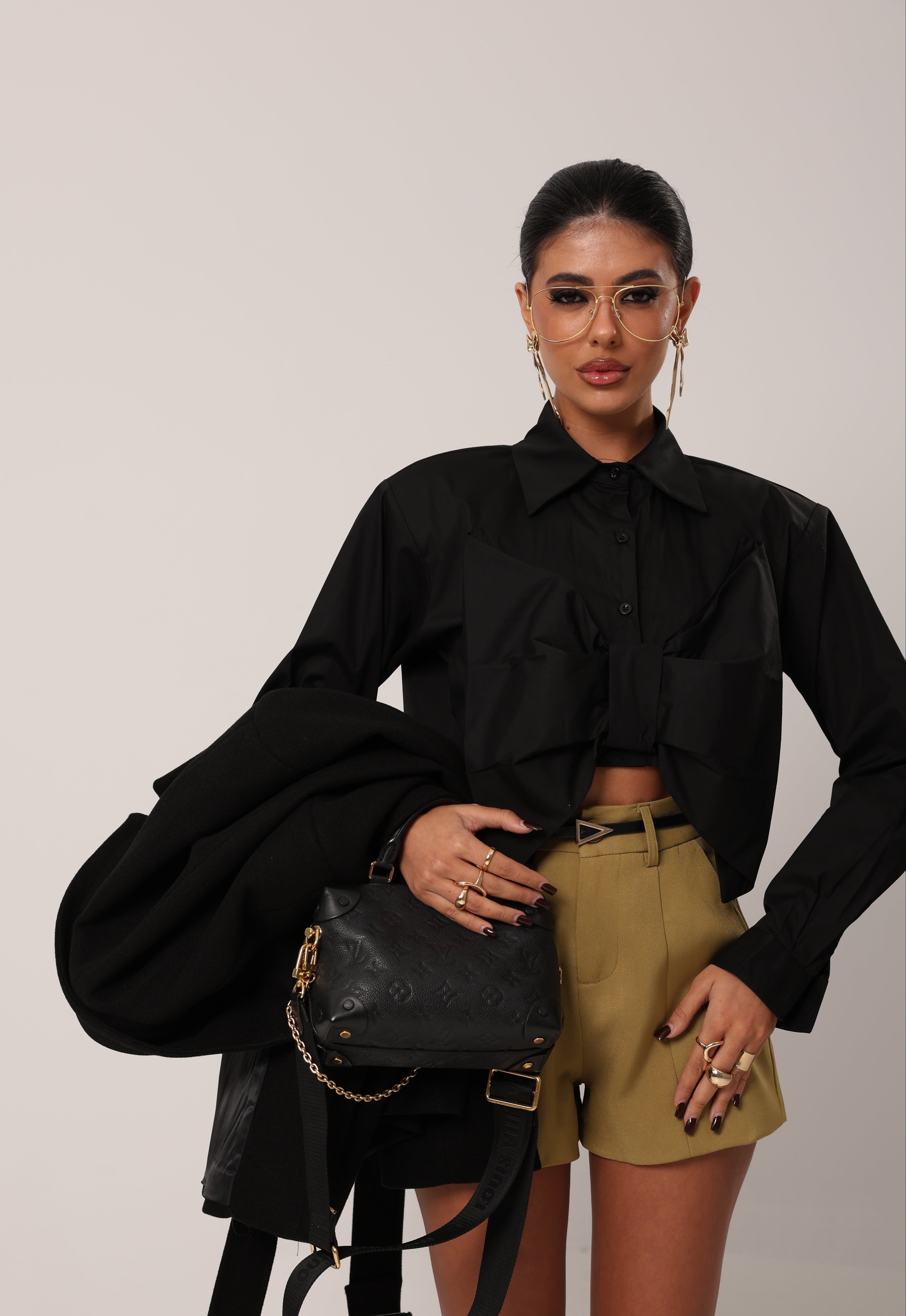 CAMICIA CROP FIOCCO NERA