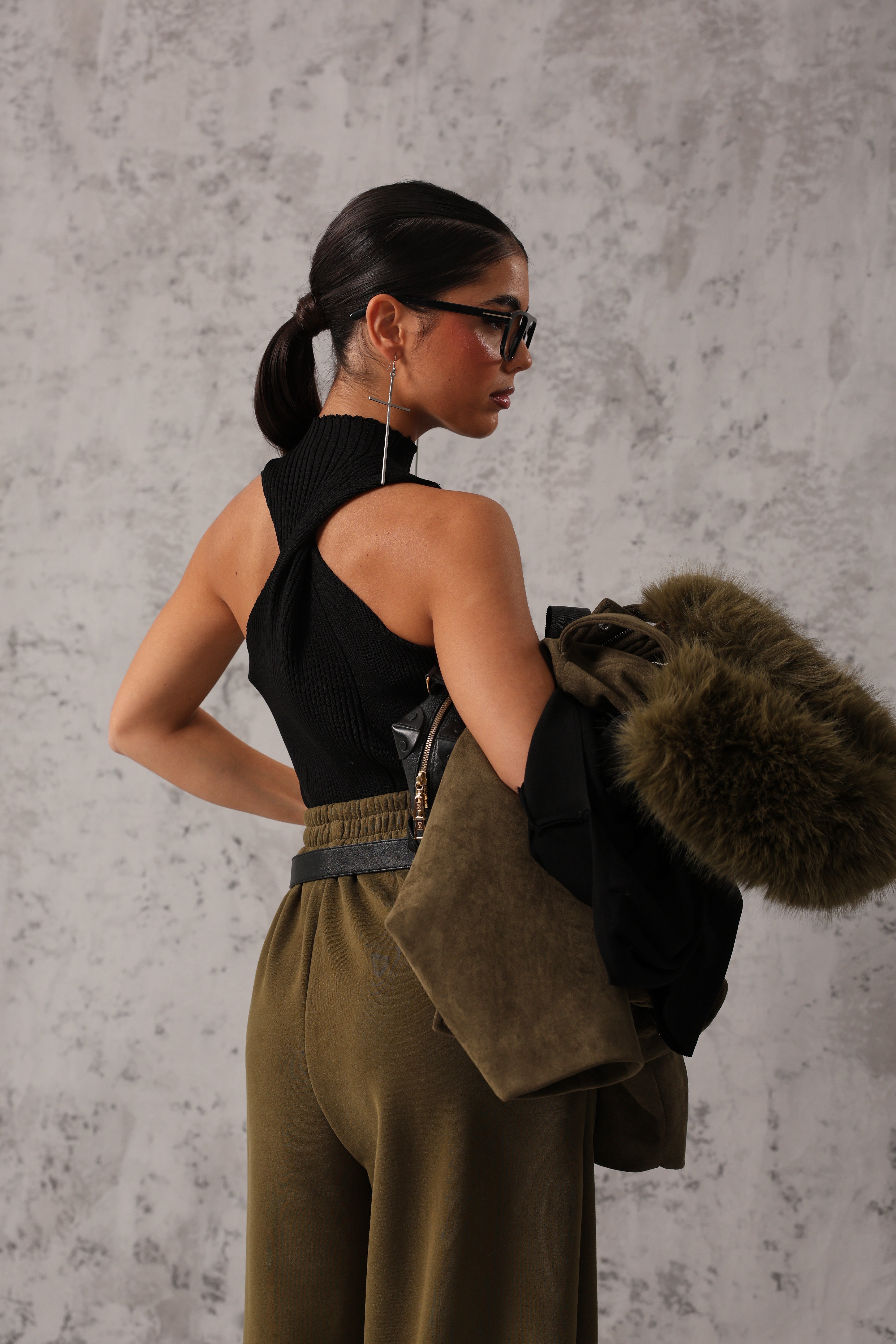 CARDIGAN/CANOTTA NINA NERI