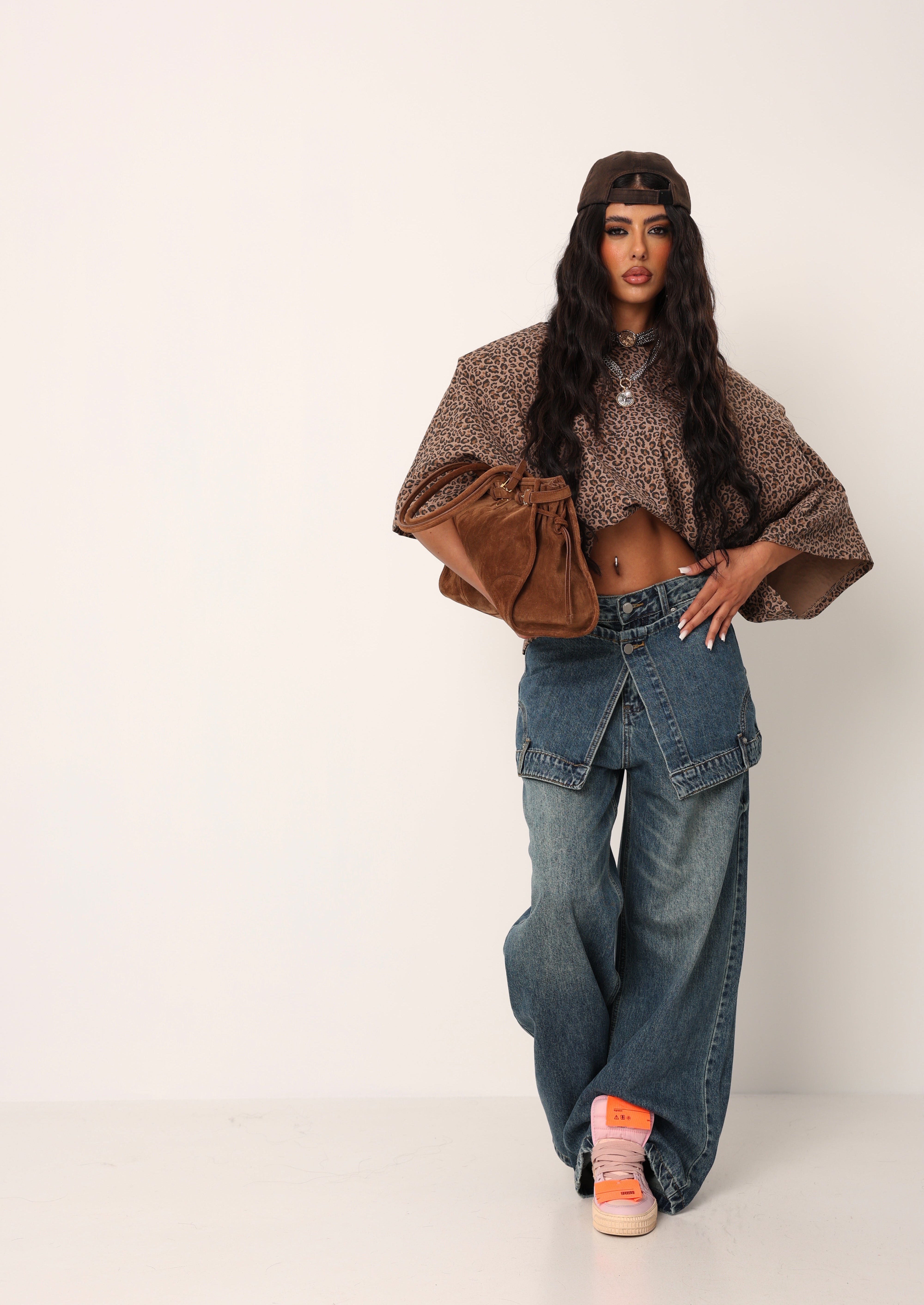 T-SHIRT SPALLINE GILDA LEOPARDATA