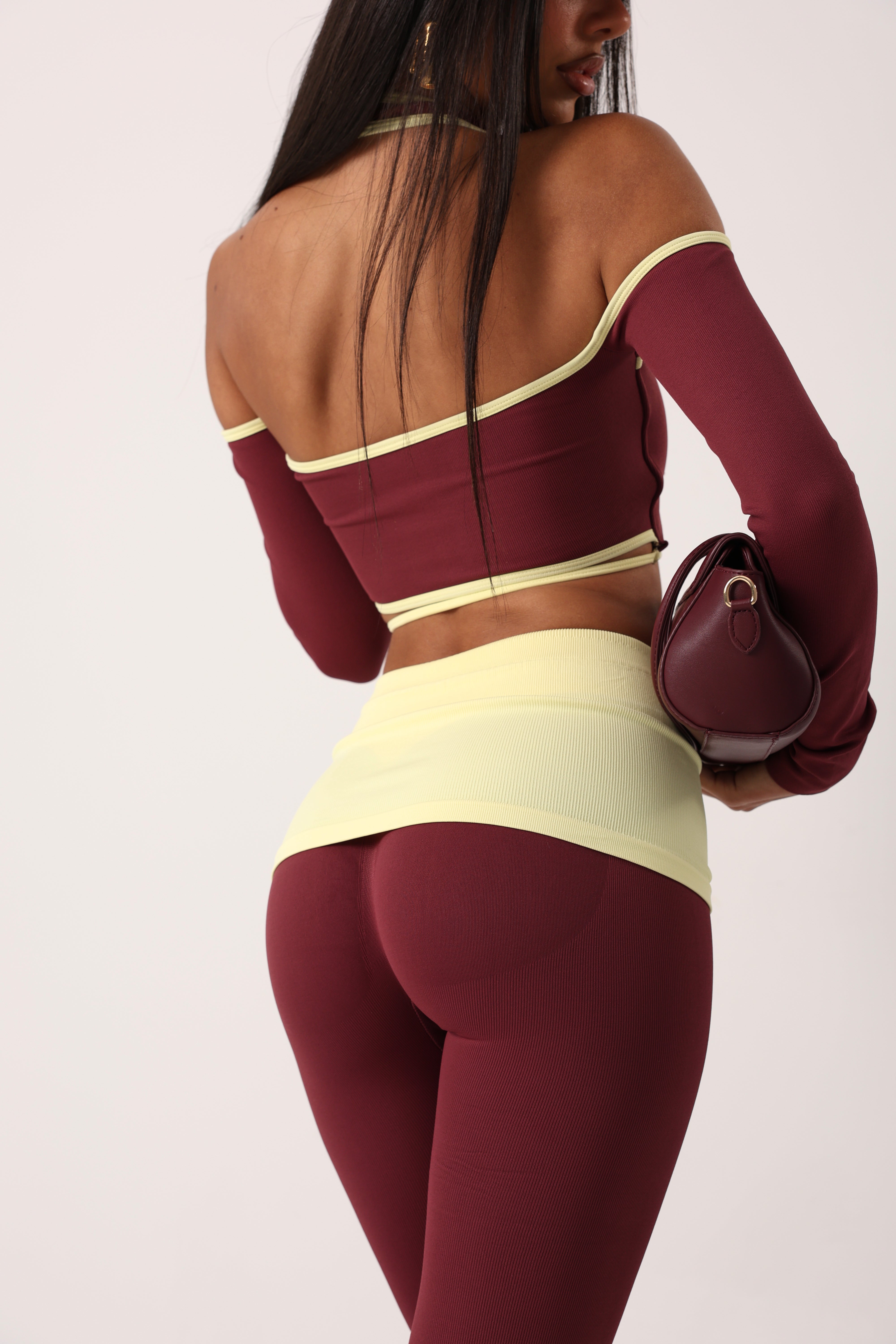 COORDINATO FITNESS BORDEAUX/GIALLO DUE PEZZI