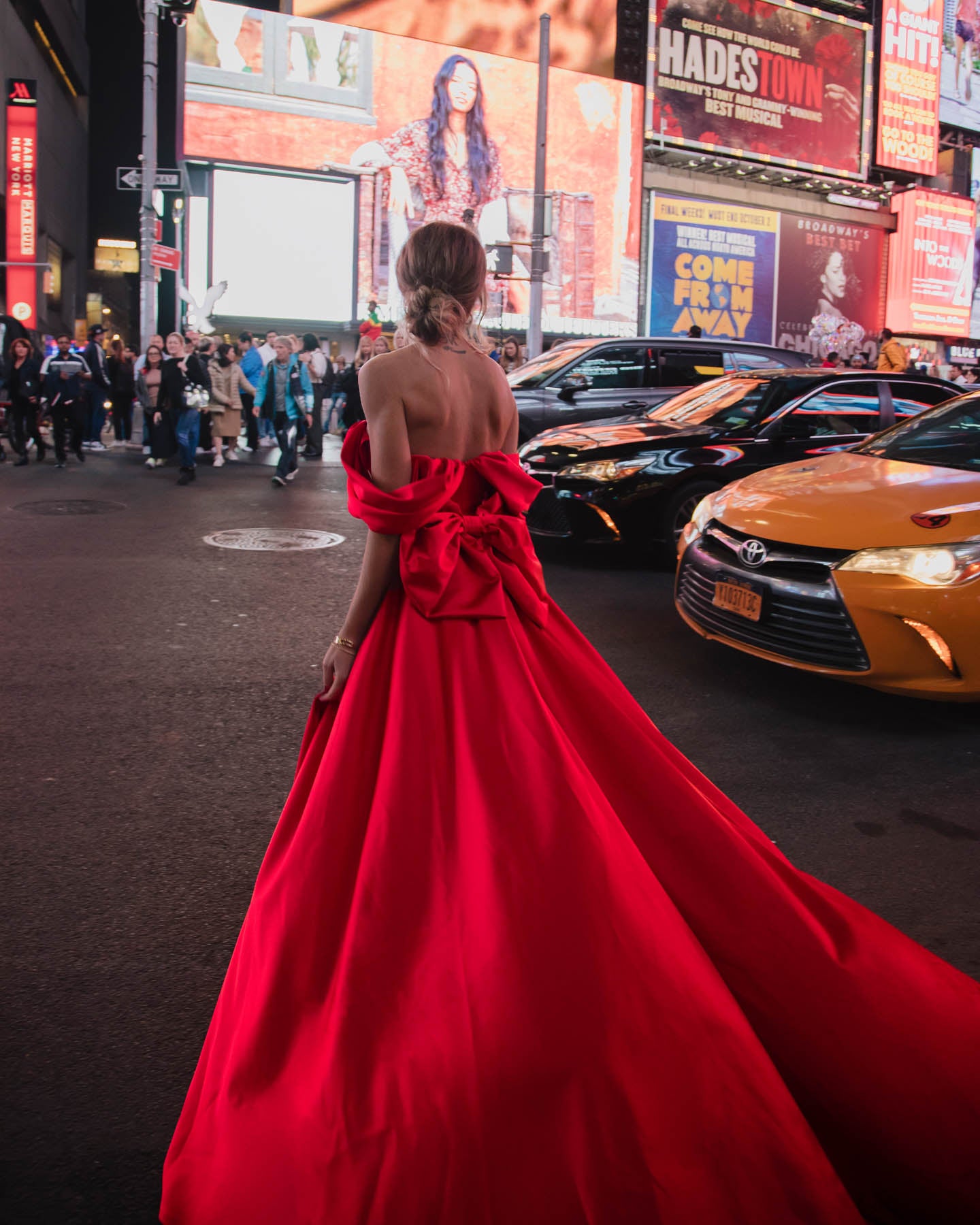 Robe nœud Grand Central rouge